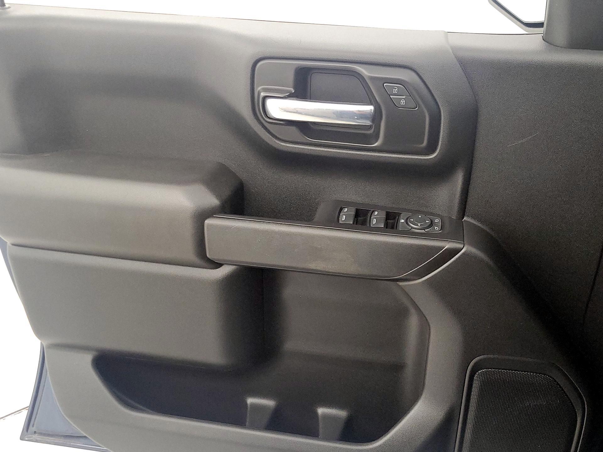 Thumbnail: 2021 Chevrolet Silverado 1500 - 12