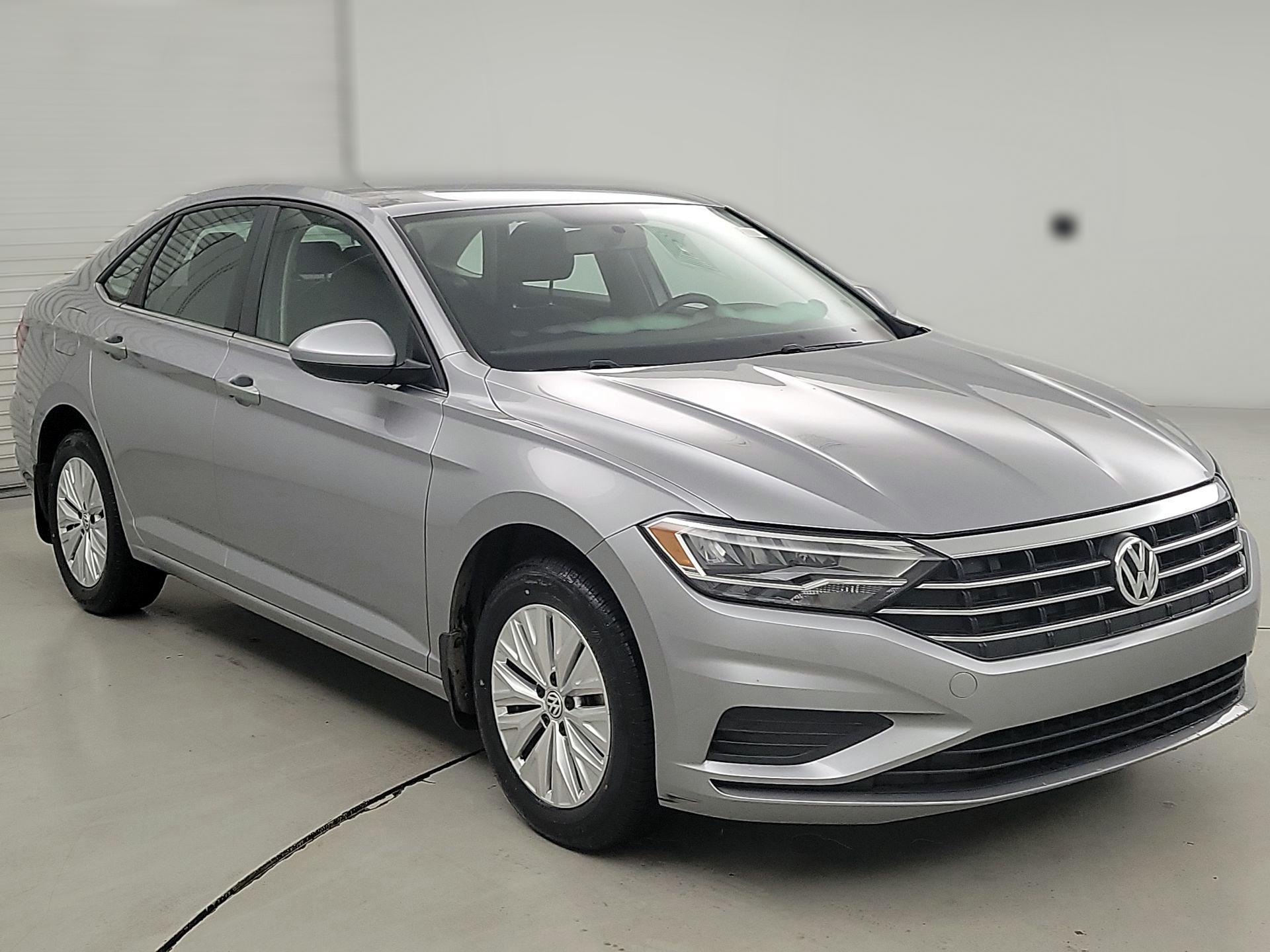 Thumbnail: 2020 Volkswagen Jetta - 1
