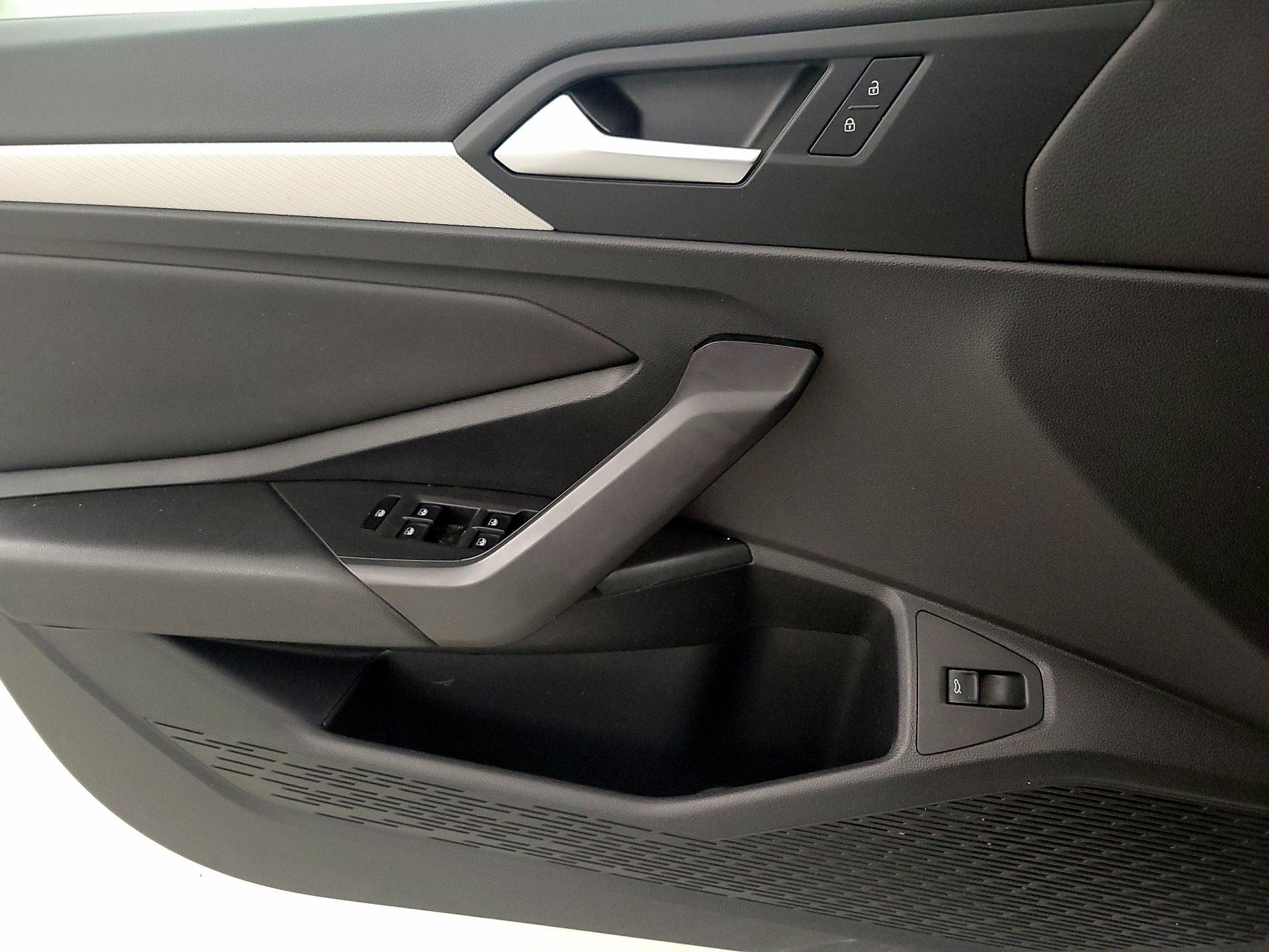 Thumbnail: 2020 Volkswagen Jetta - 10