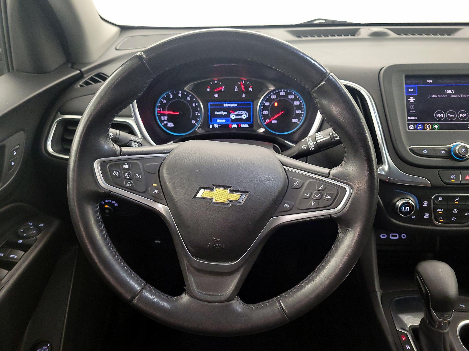 Thumbnail: 2022 Chevrolet Equinox - 10