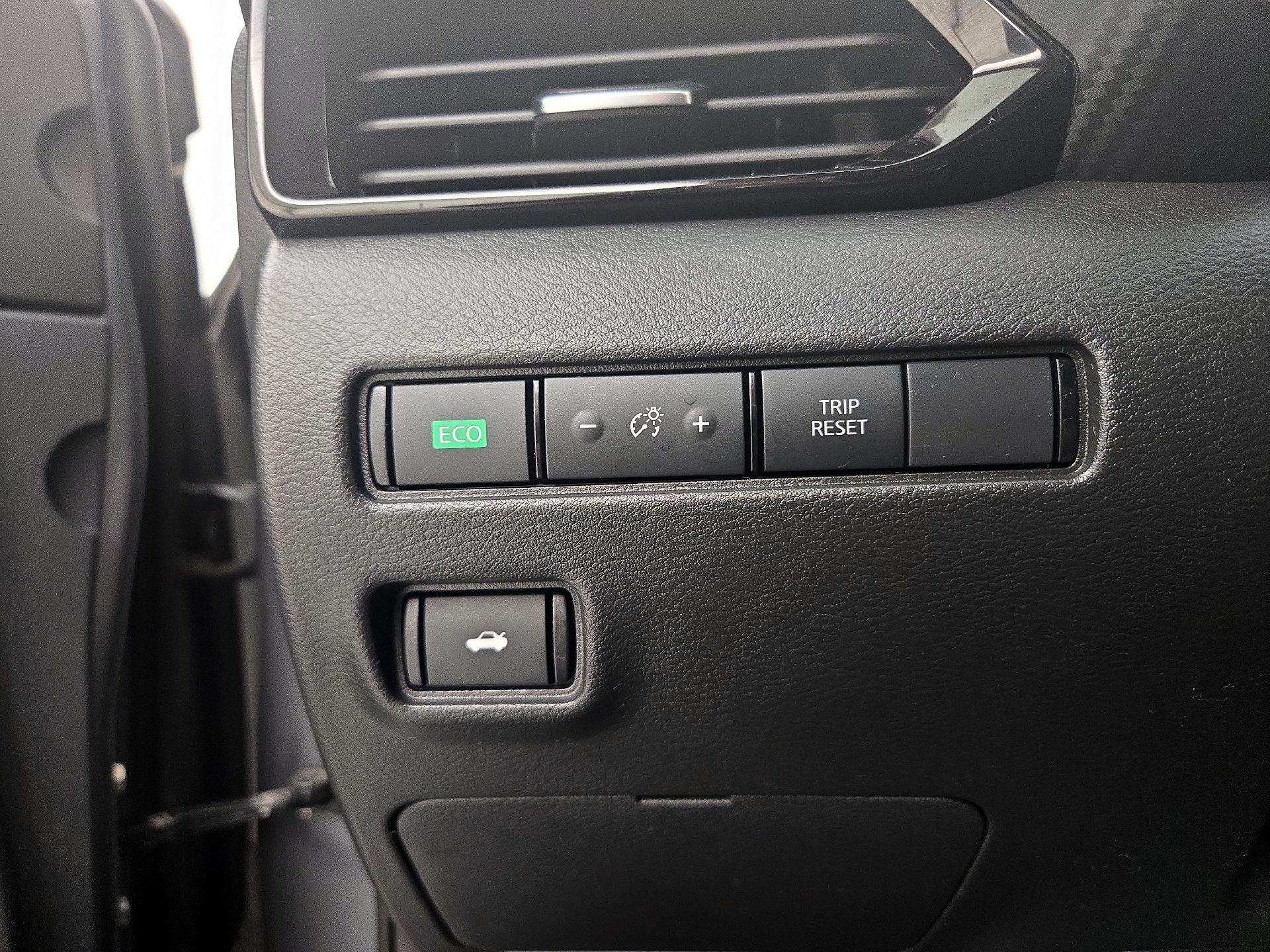 Thumbnail: 2022 Nissan Sentra - 13