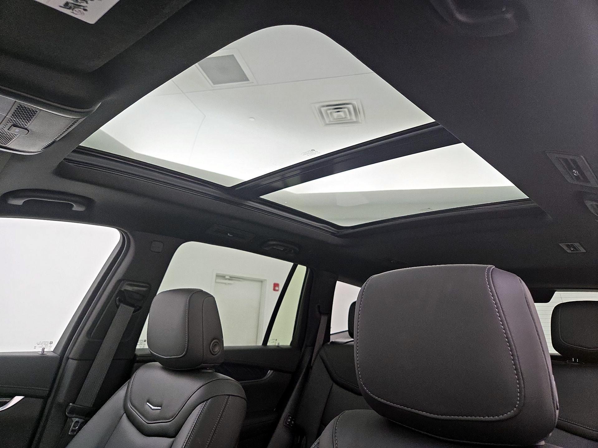 Thumbnail: 2022 Cadillac XT6 - 19