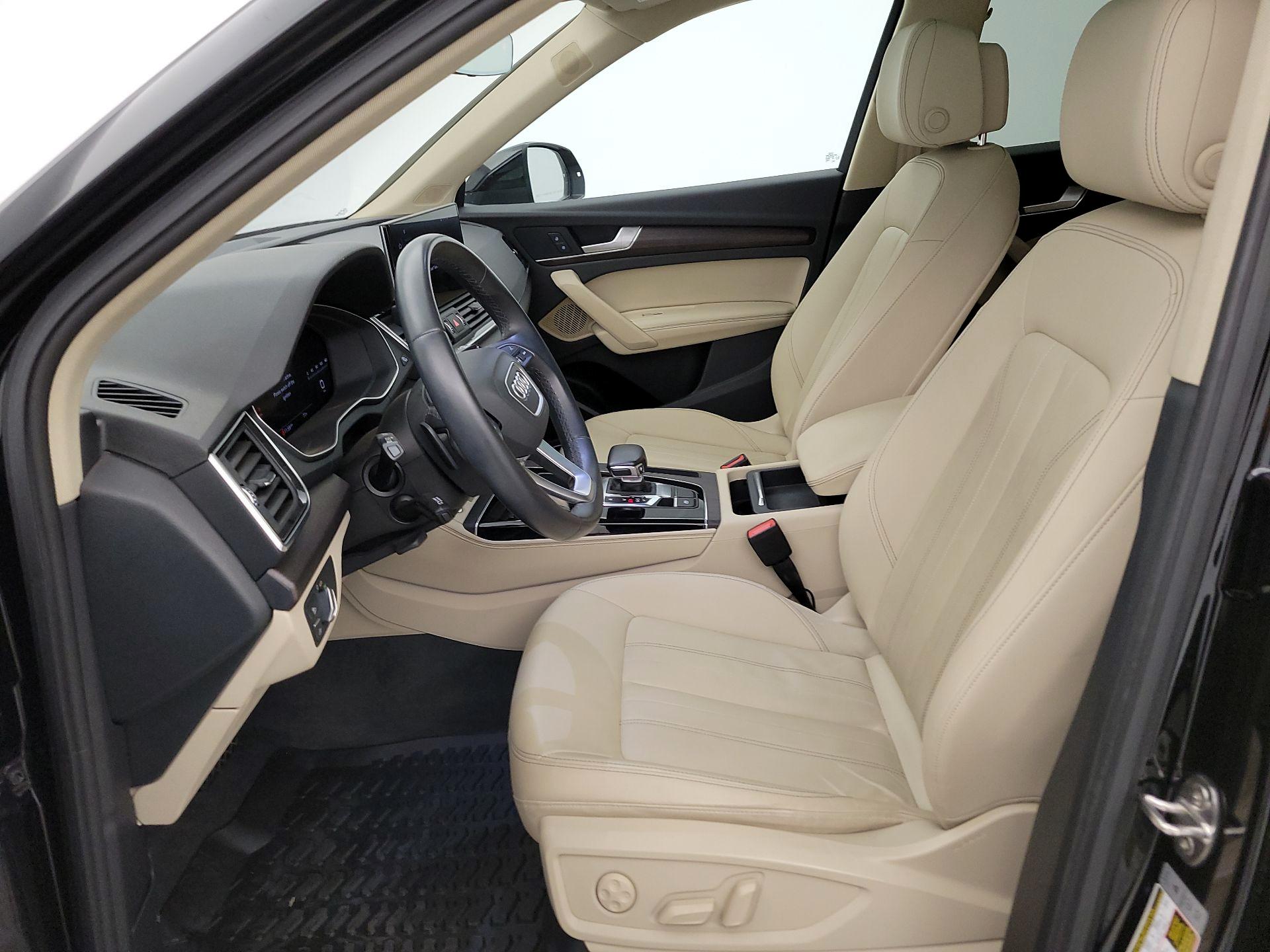 Thumbnail: 2022 Audi Q5 - 11