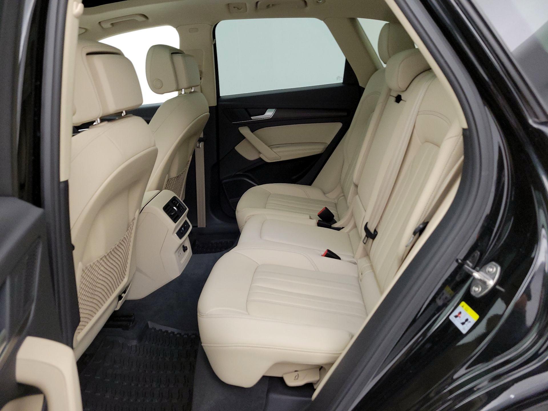 Thumbnail: 2022 Audi Q5 - 20