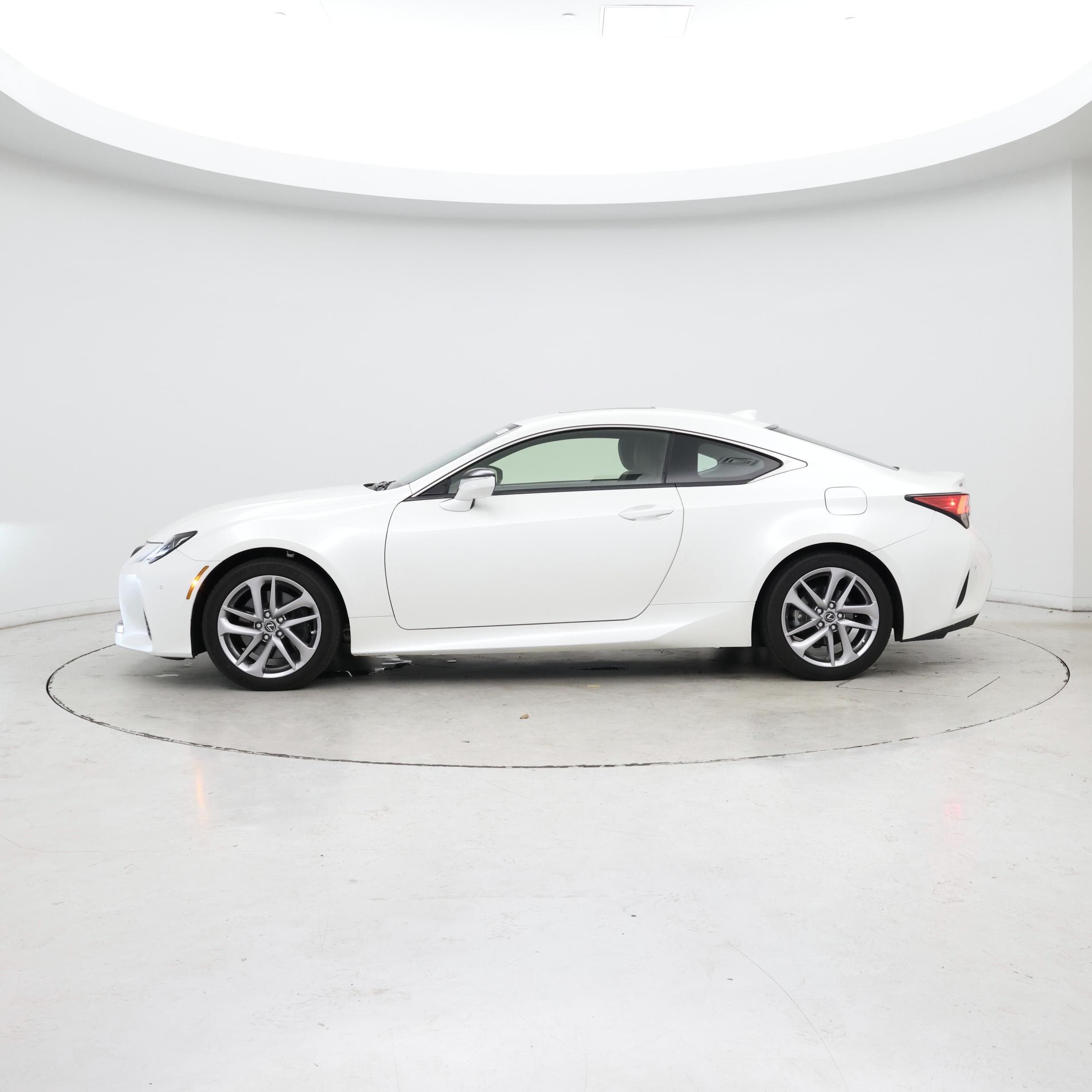 Thumbnail: 2022 Lexus RC - 3