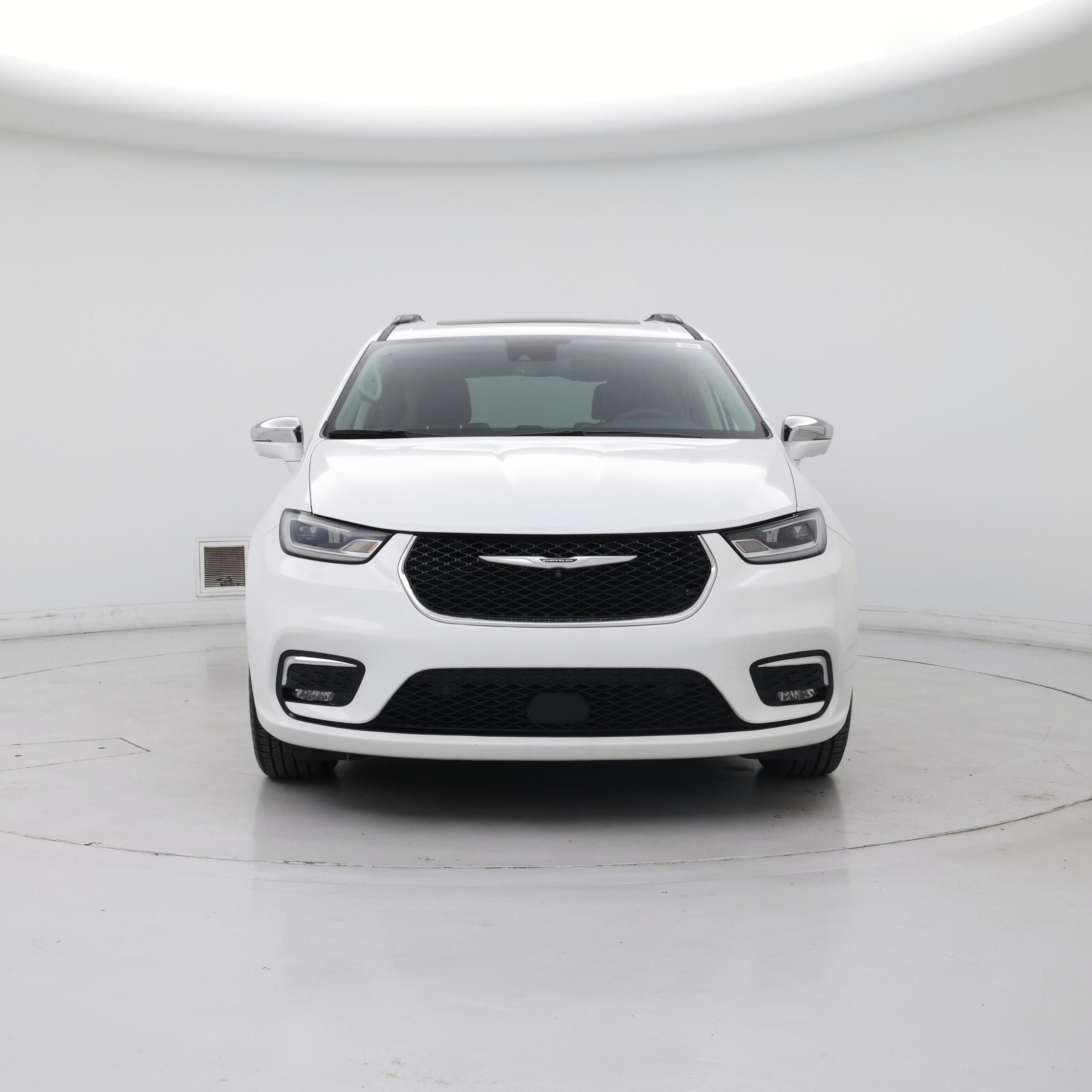 Thumbnail: 2022 Chrysler Pacifica - 5