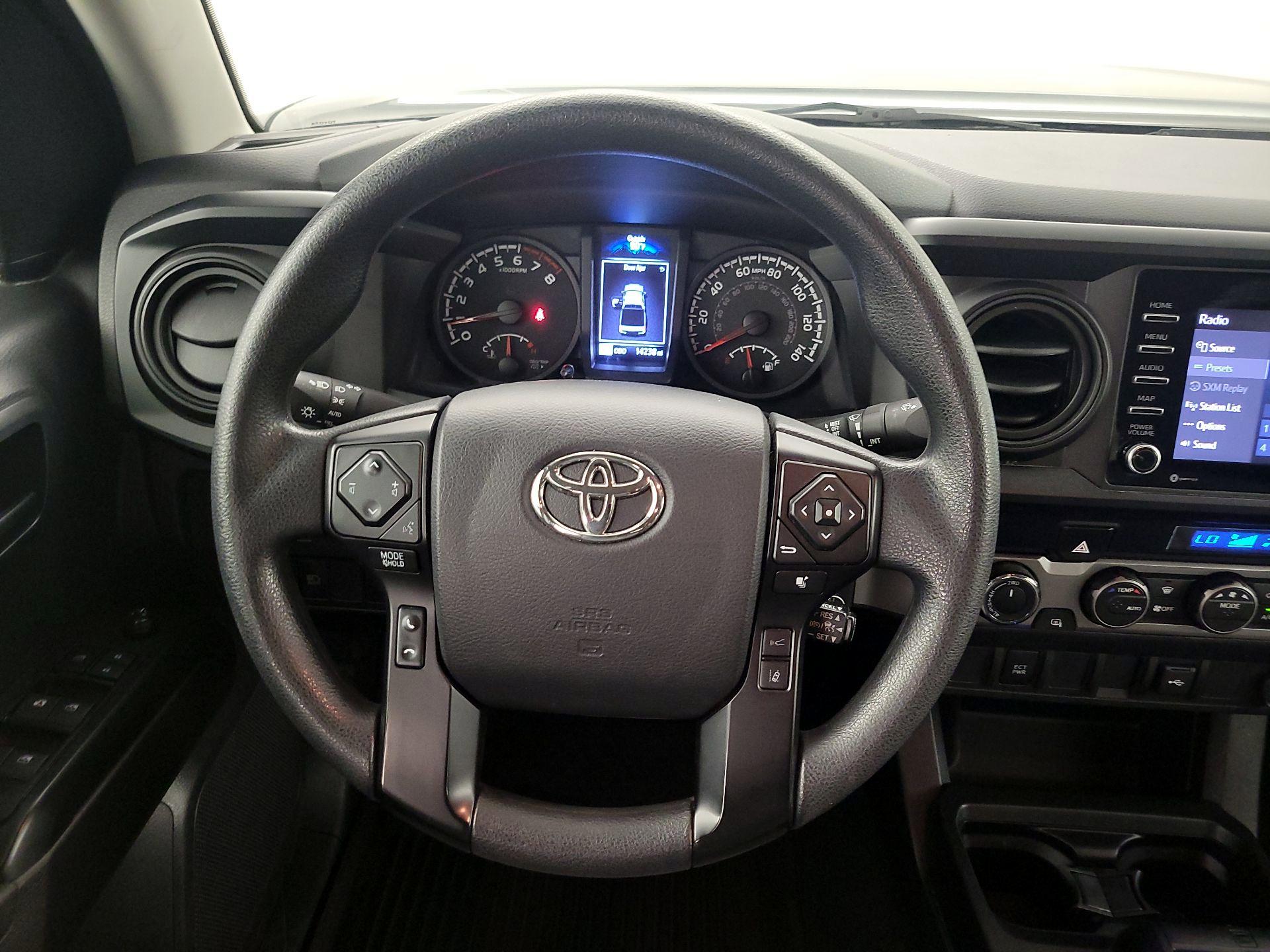 Thumbnail: 2022 Toyota Tacoma - 10