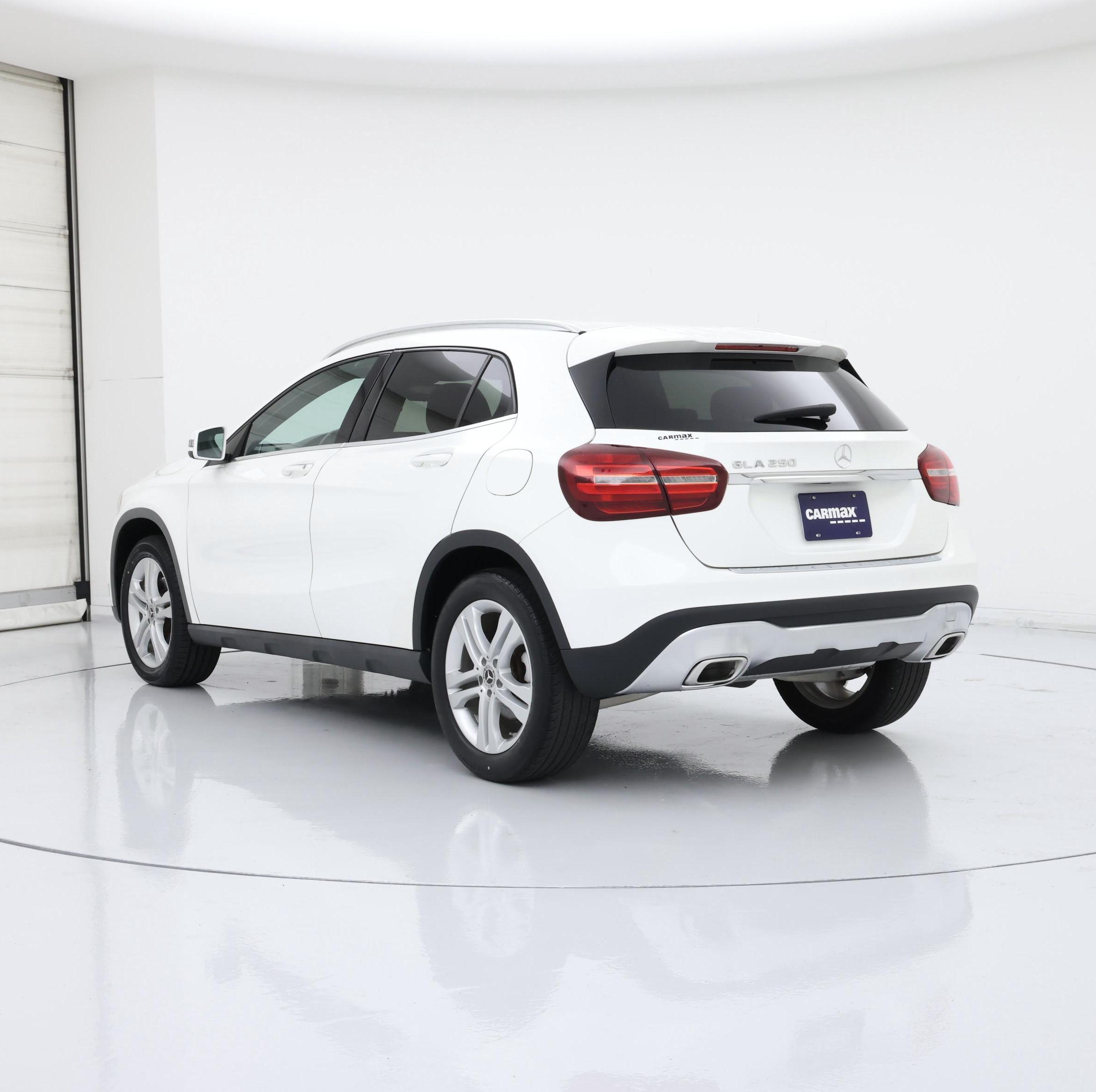 Thumbnail: 2020 Mercedes-Benz GLA - 2
