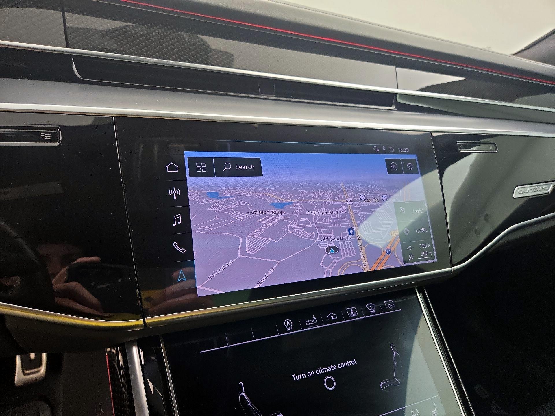 Thumbnail: 2020 Audi S8 - 14
