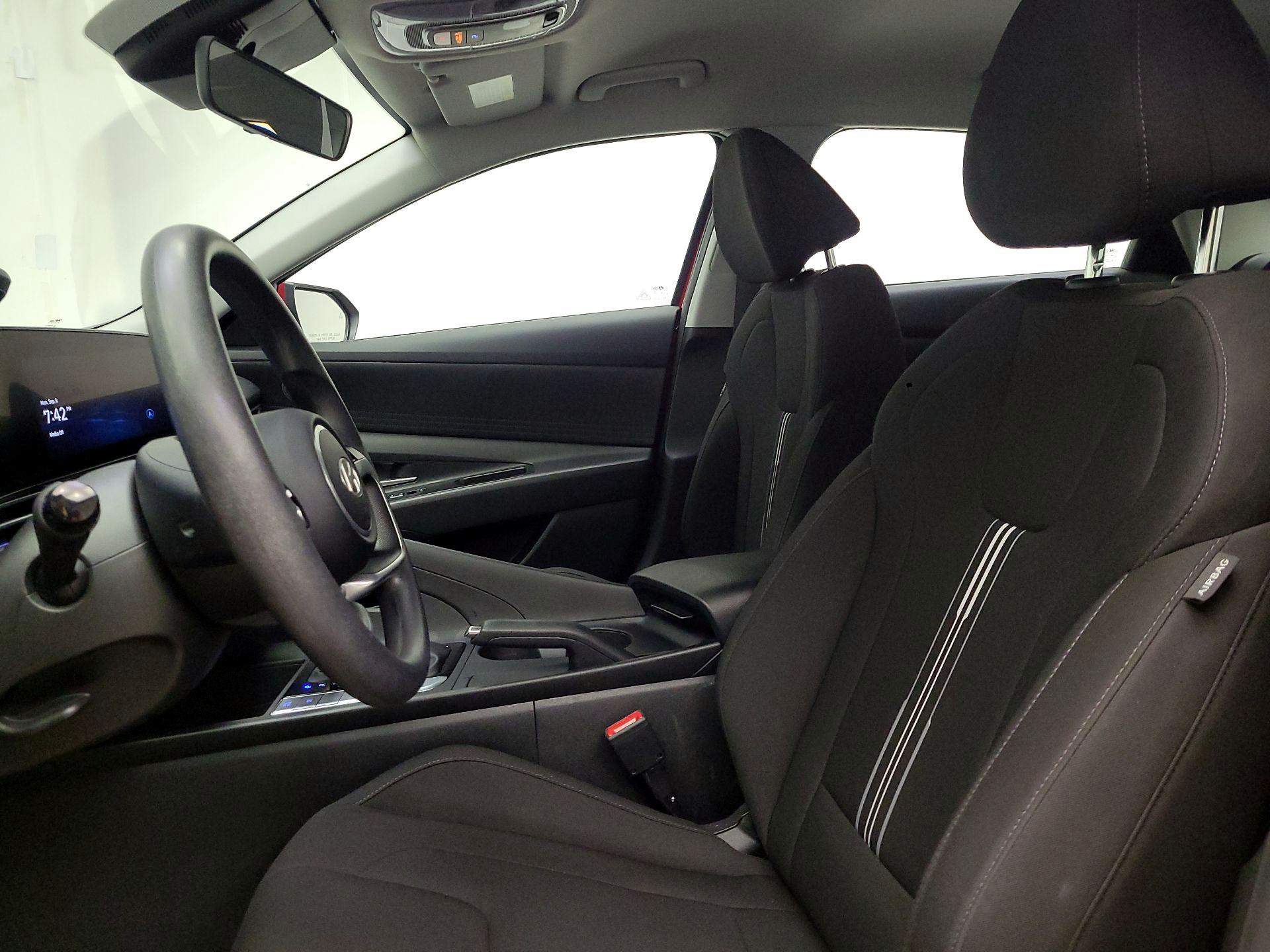 Thumbnail: 2024 Hyundai Elantra - 11
