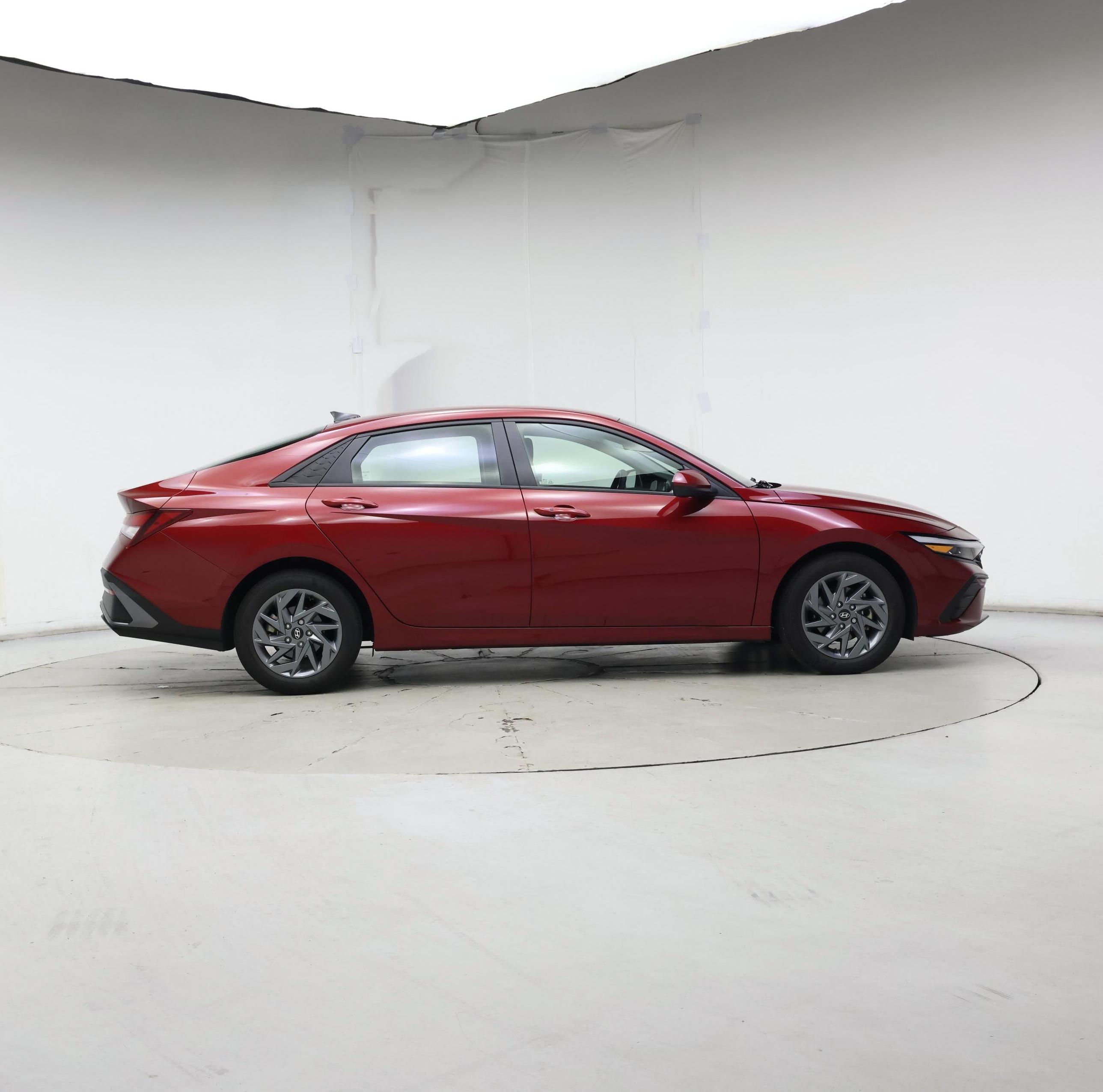 Thumbnail: 2024 Hyundai Elantra - 7