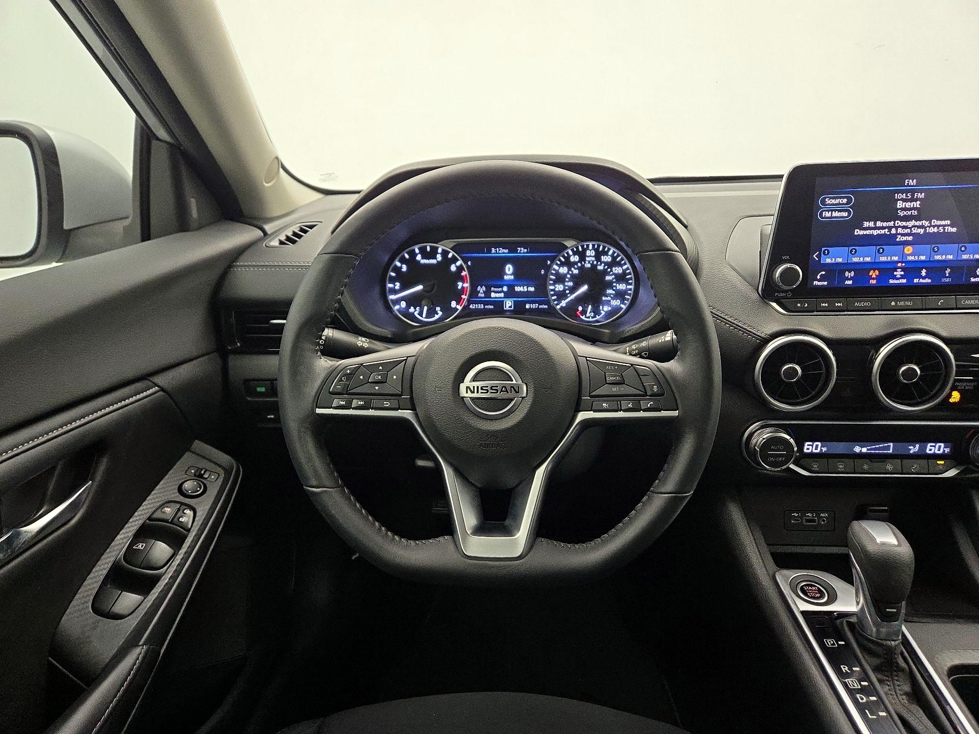 Thumbnail: 2021 Nissan Sentra - 10