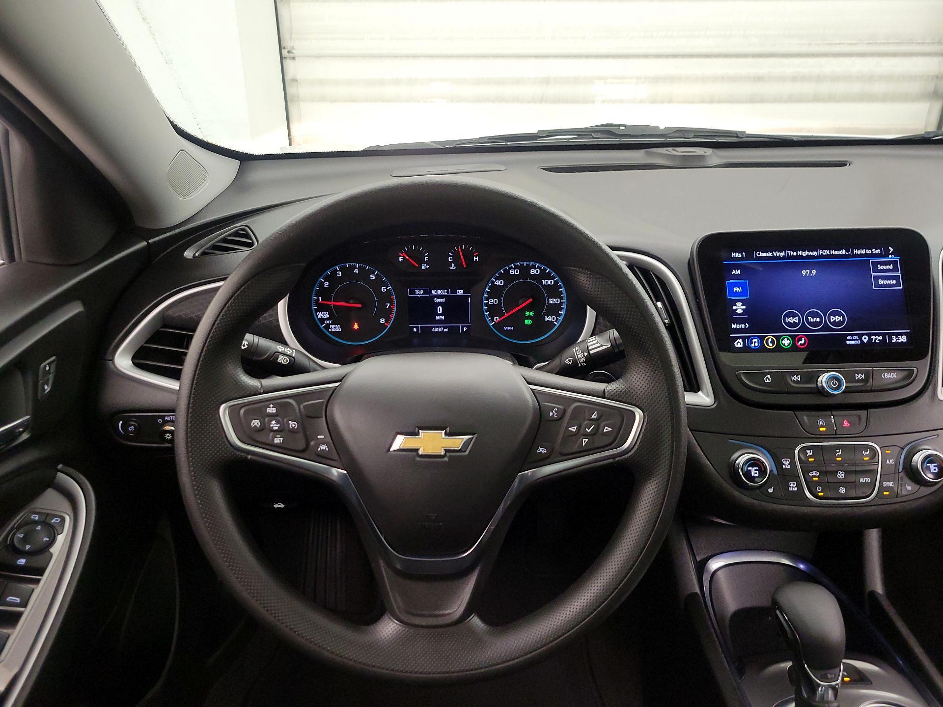 Thumbnail: 2024 Chevrolet Malibu - 10