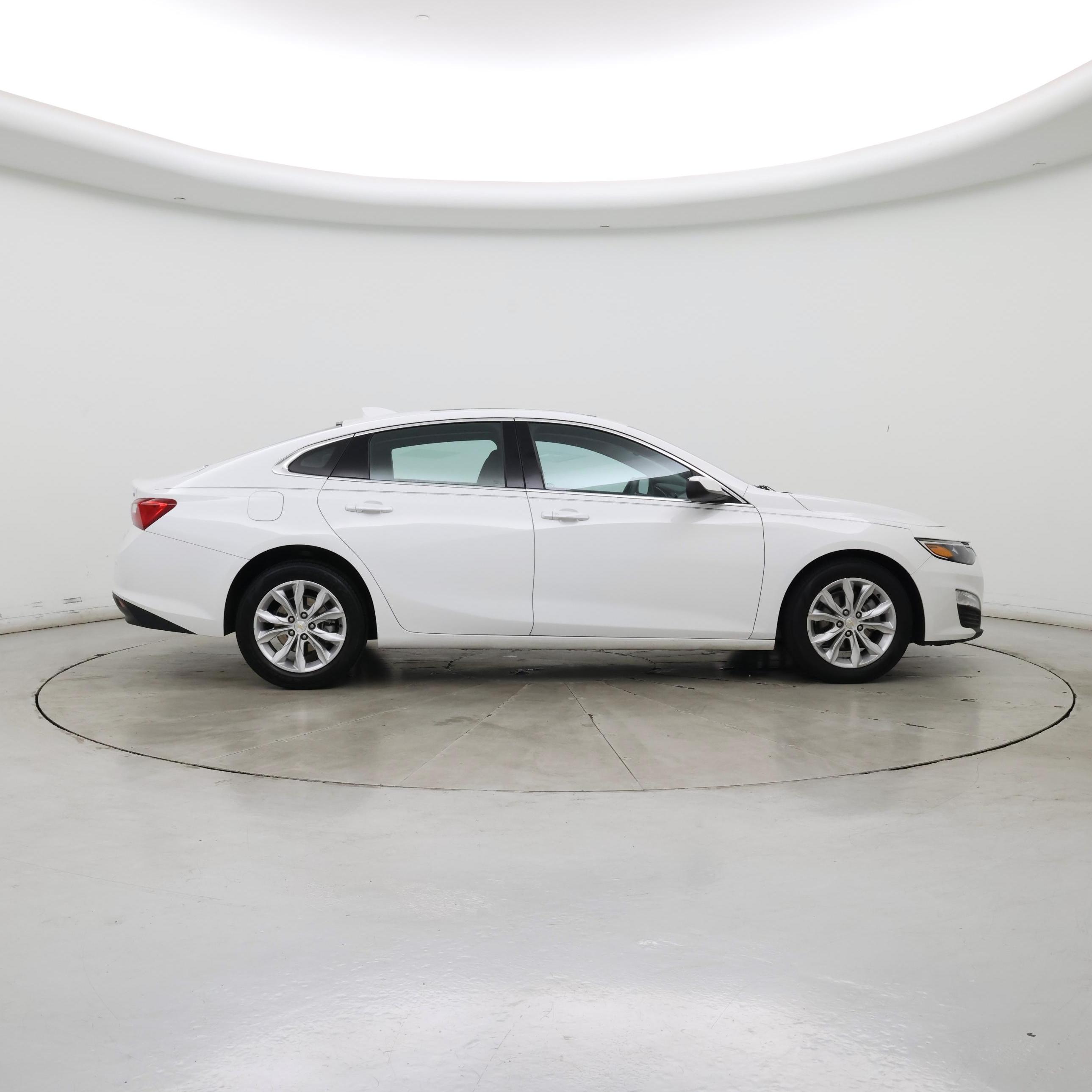 Thumbnail: 2024 Chevrolet Malibu - 7