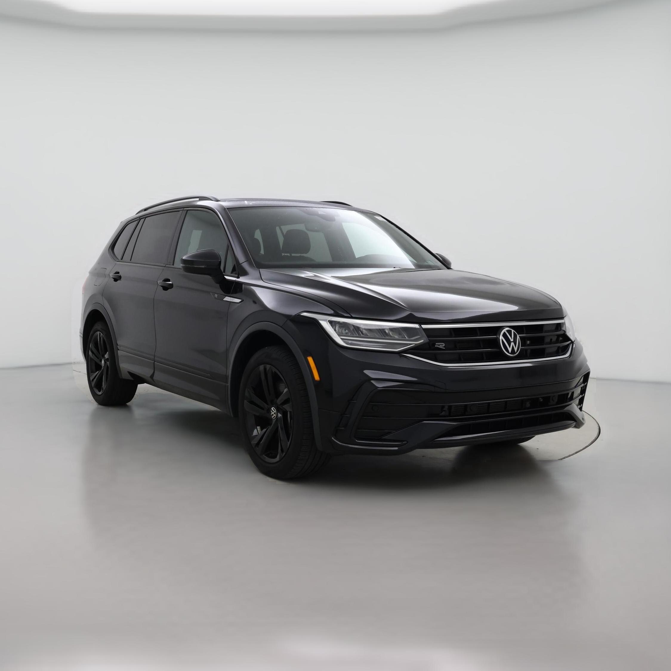 Thumbnail: 2023 Volkswagen Tiguan - 1