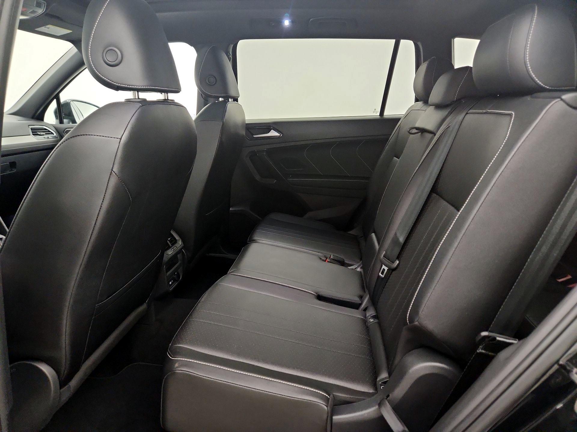 Thumbnail: 2023 Volkswagen Tiguan - 20
