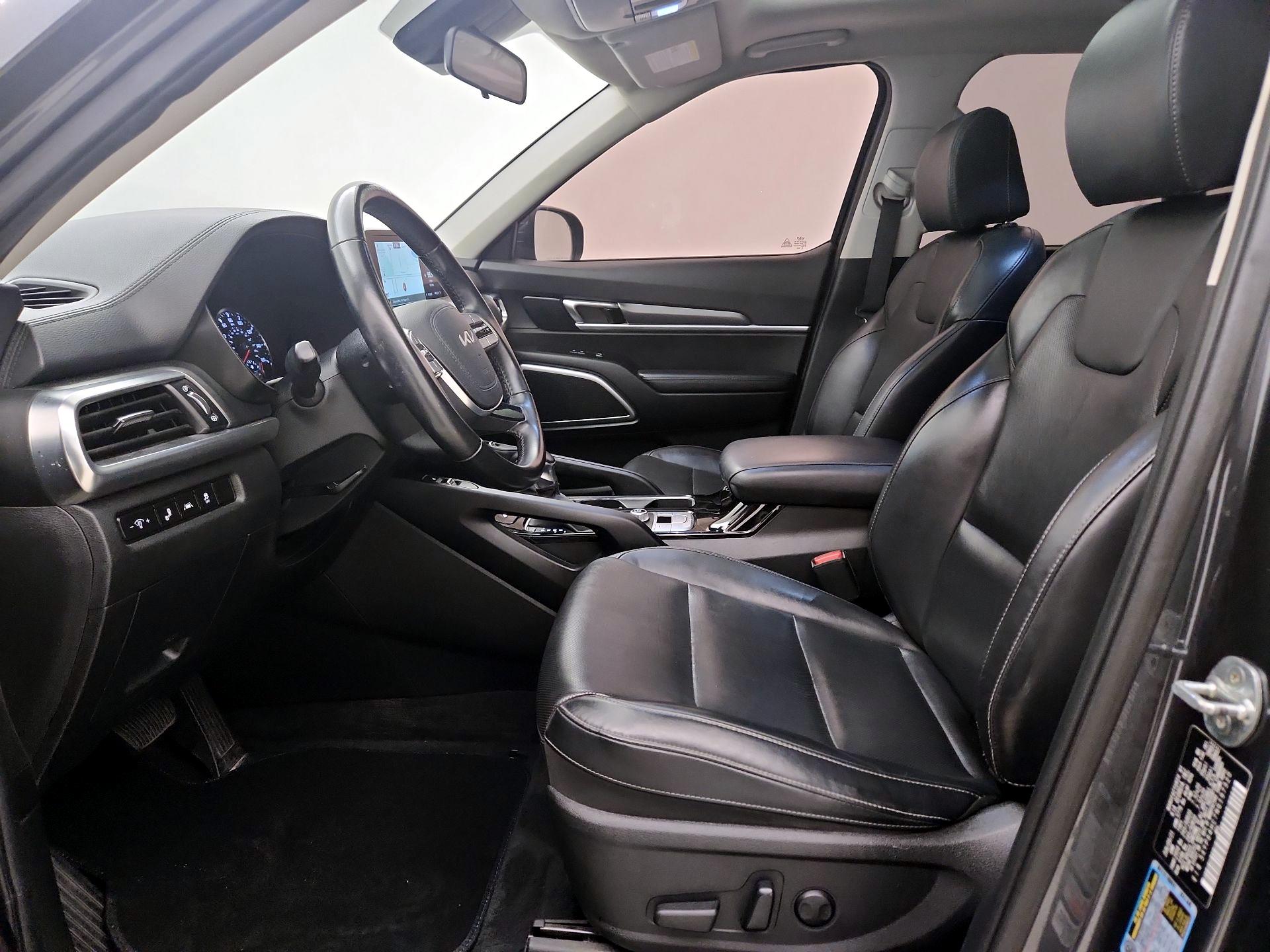 Thumbnail: 2022 Kia Telluride - 11