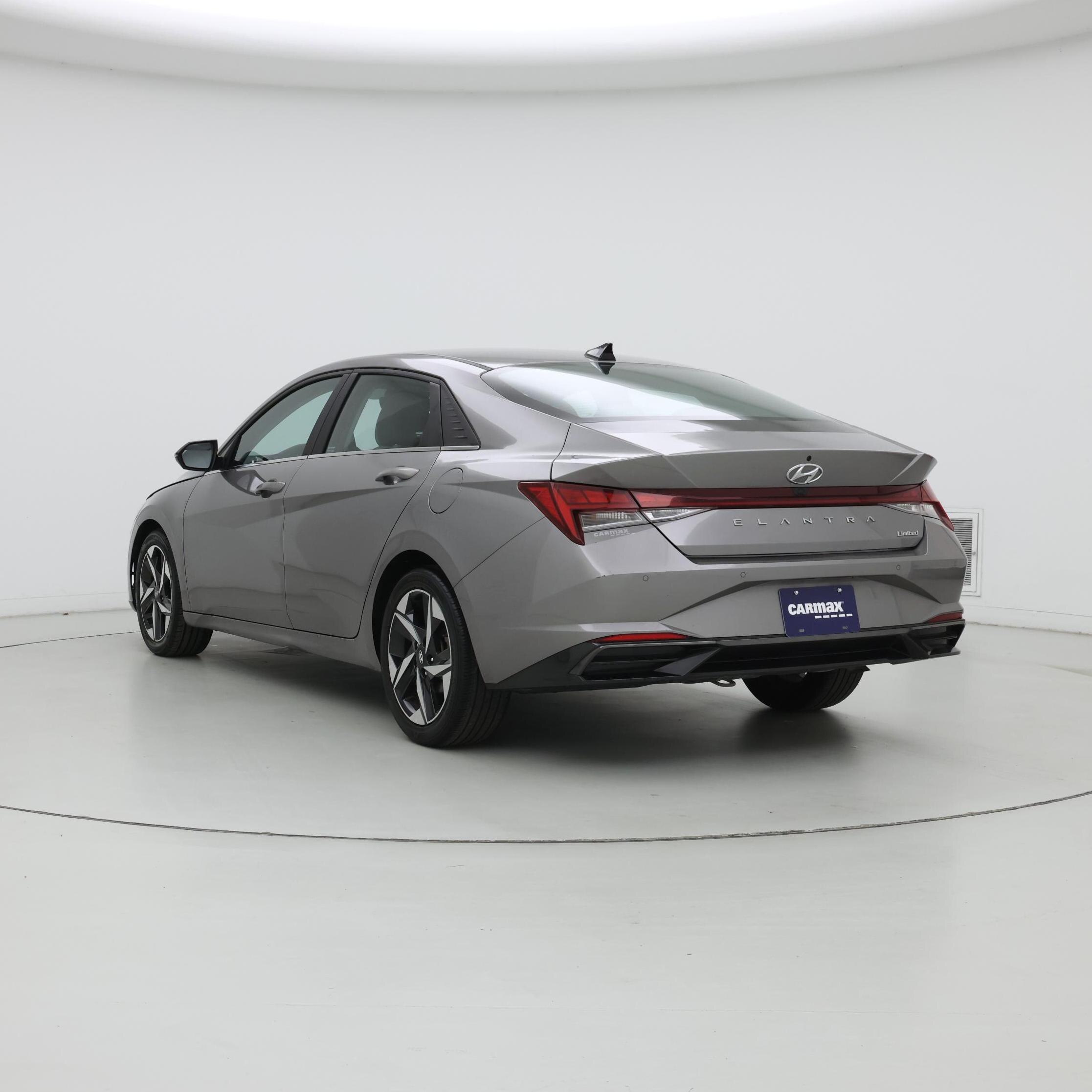 Thumbnail: 2023 Hyundai Elantra - 2