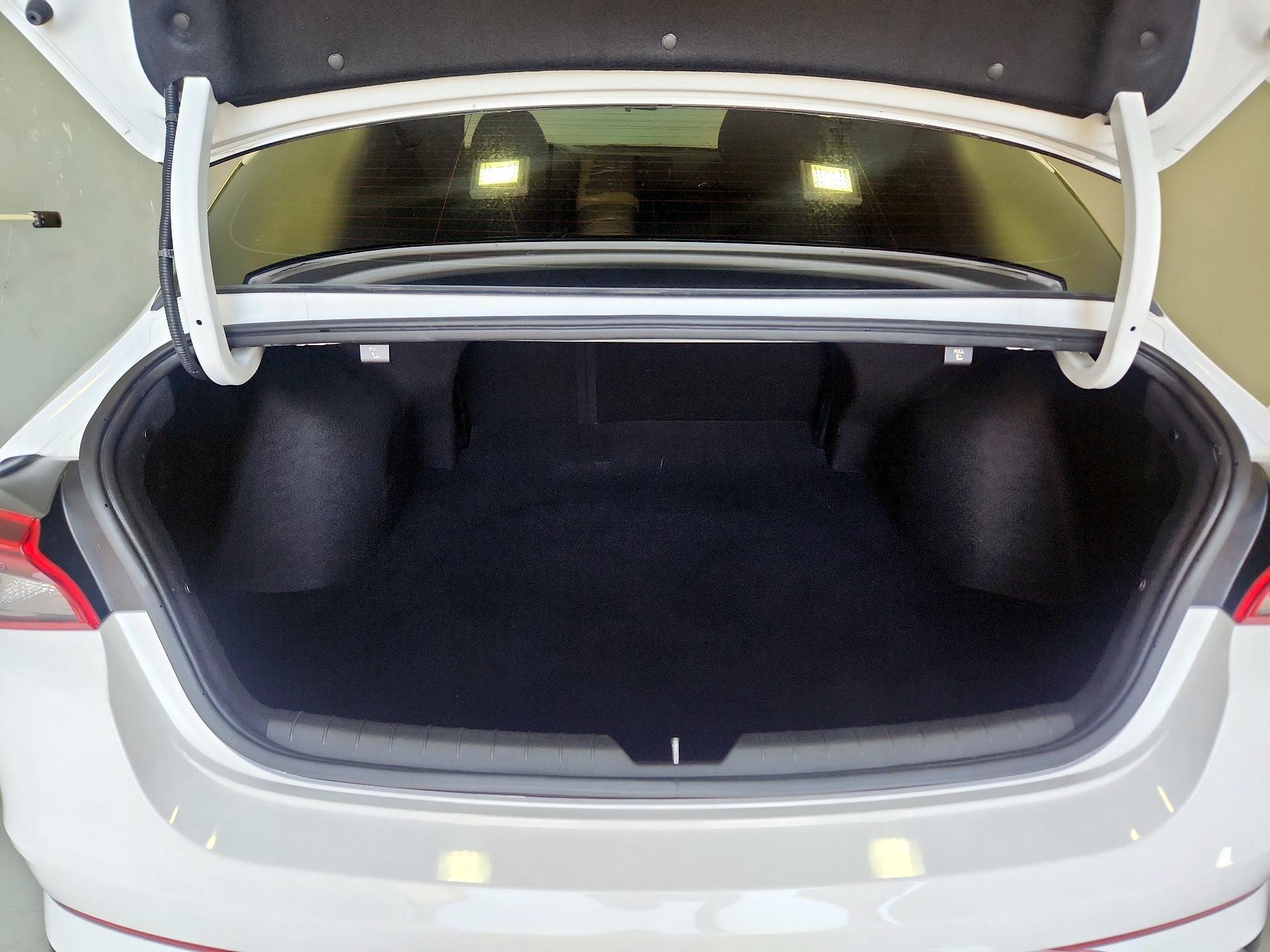 Thumbnail: 2021 Kia K5 - 20