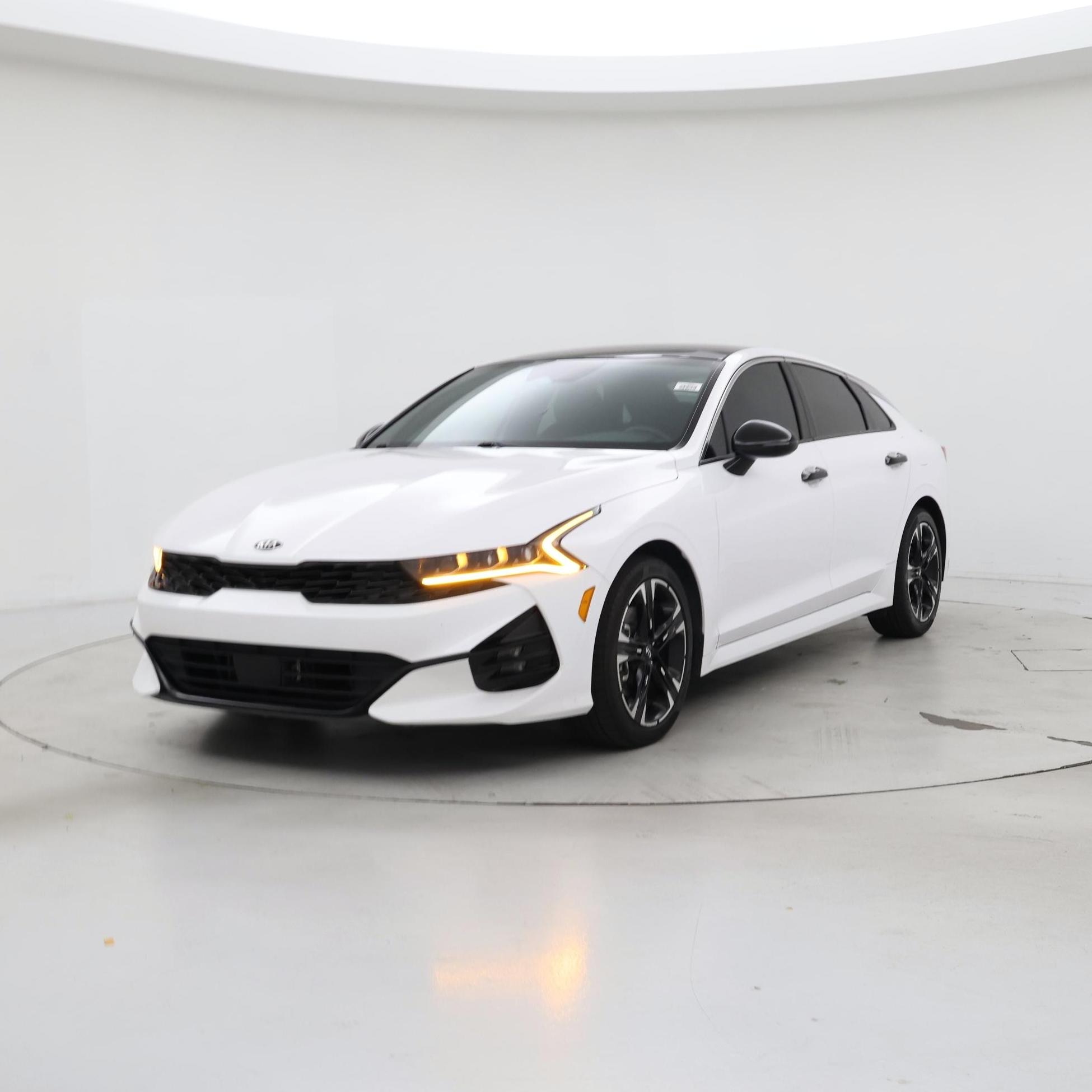 Thumbnail: 2021 Kia K5 - 4