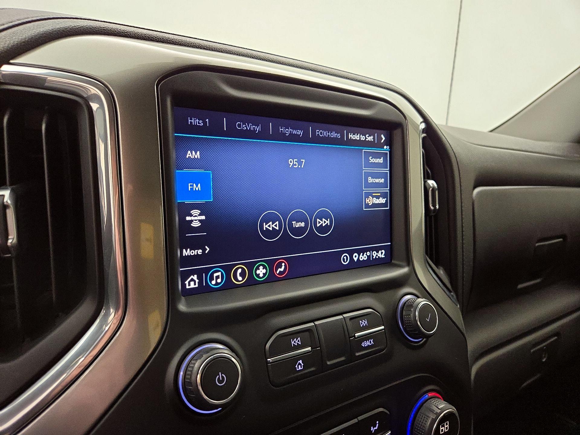 Thumbnail: 2020 Chevrolet Silverado 1500 - 15