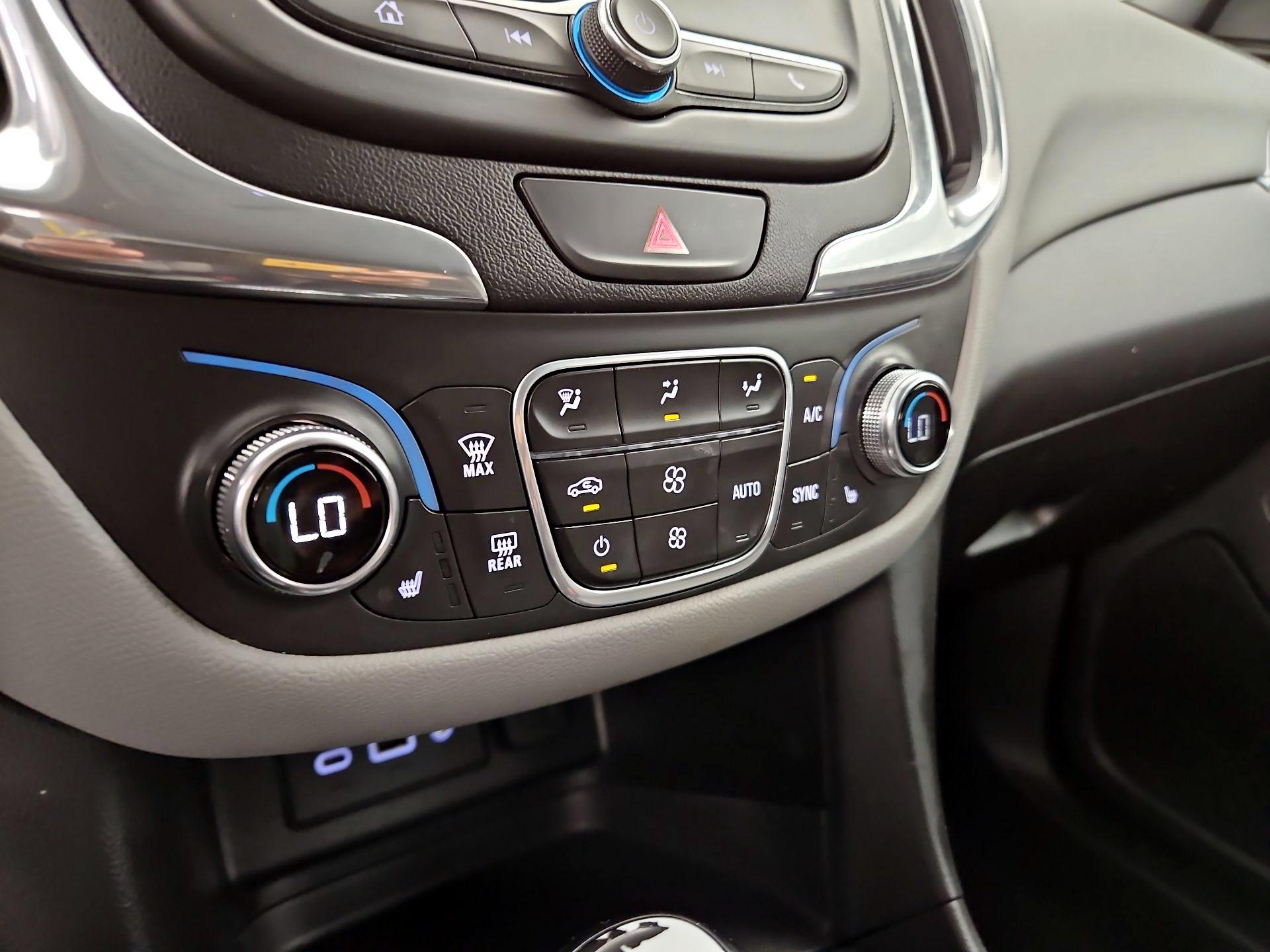 Thumbnail: 2020 Chevrolet Equinox - 16