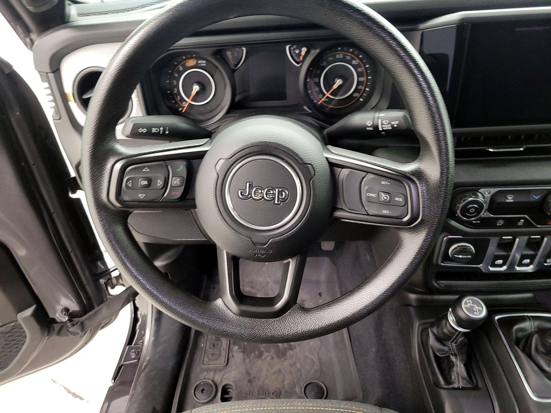 Thumbnail: 2025 Jeep Wrangler - 10