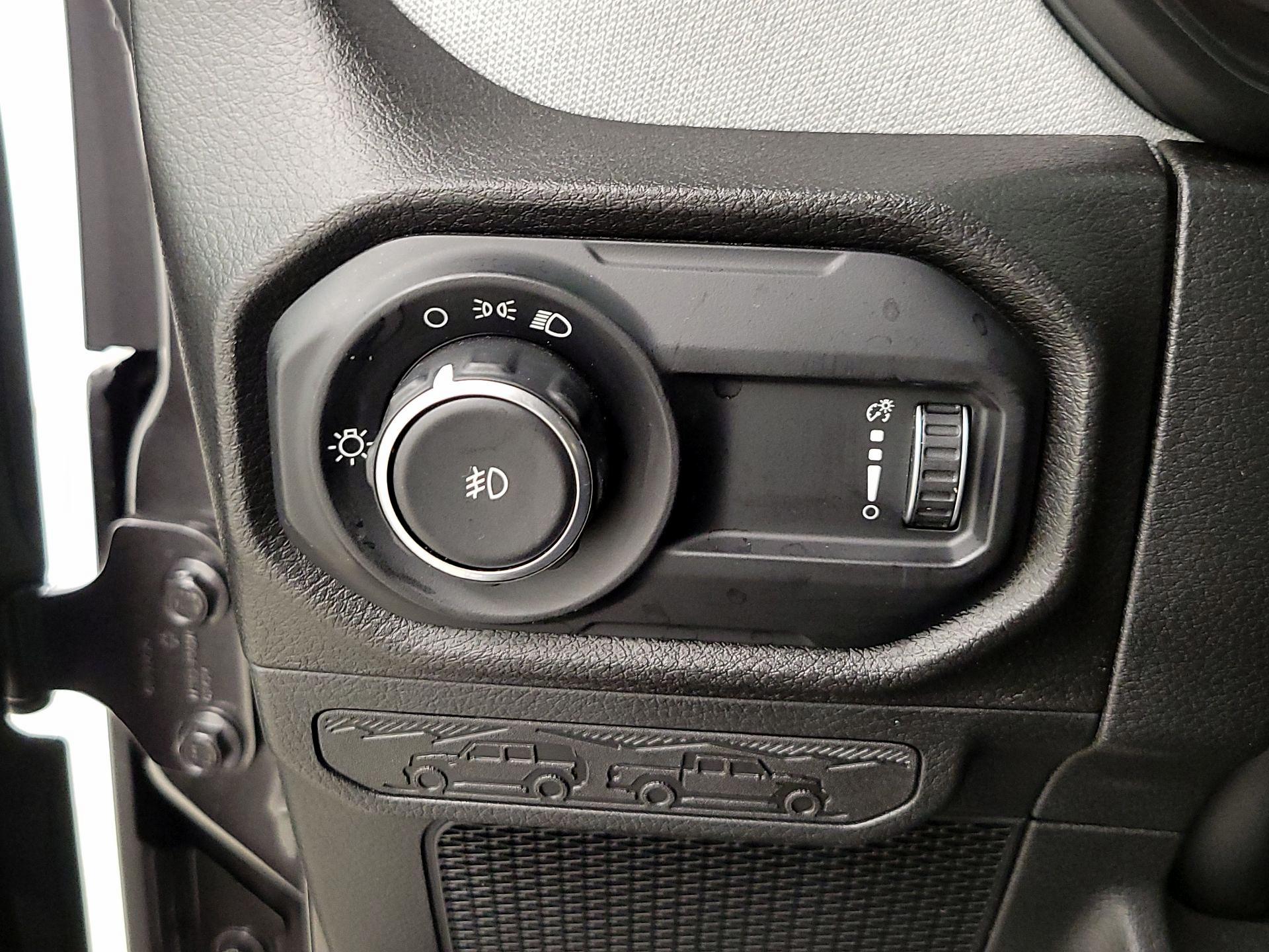 Thumbnail: 2025 Jeep Wrangler - 13