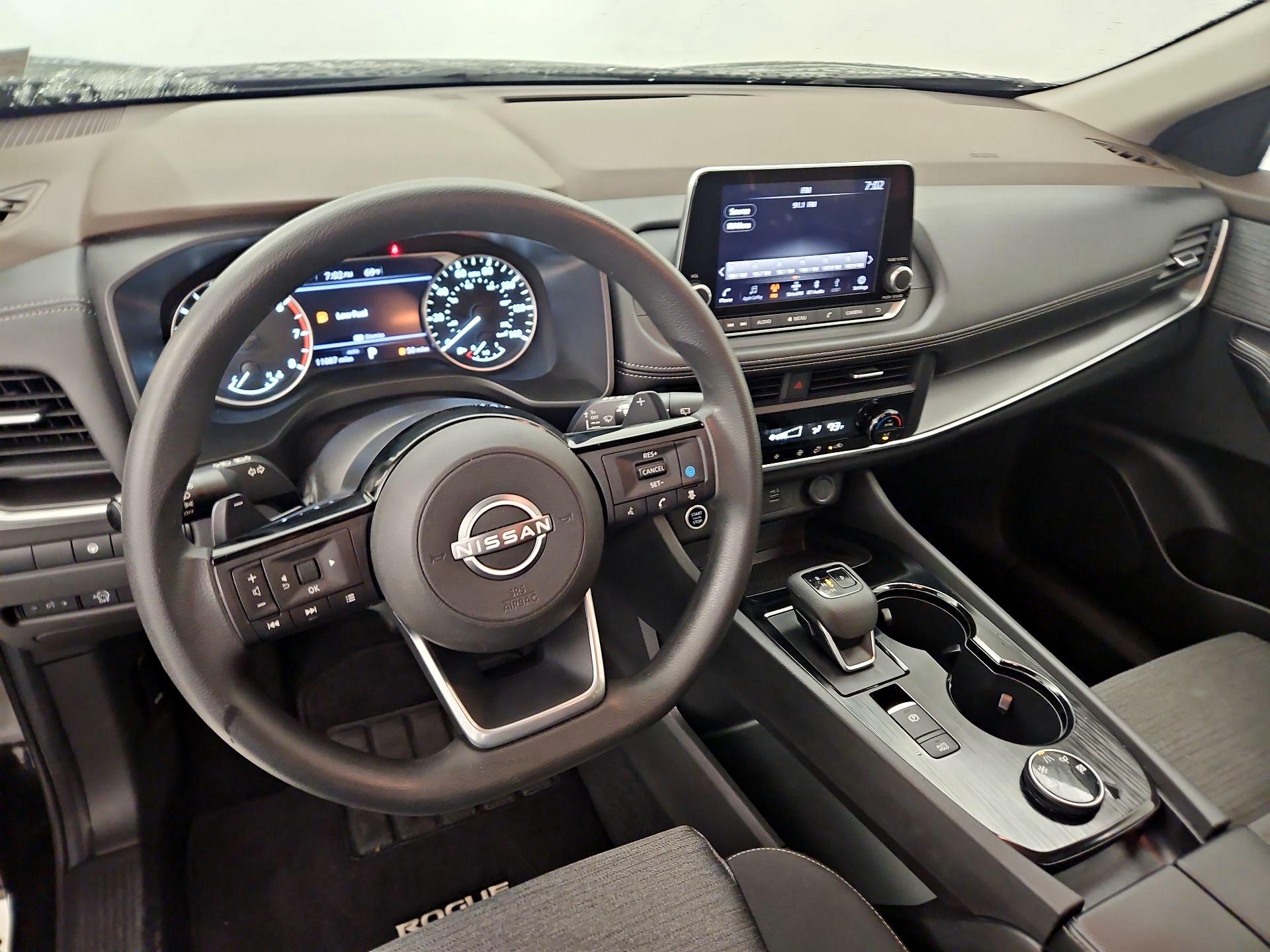 Thumbnail: 2023 Nissan Rogue - 9