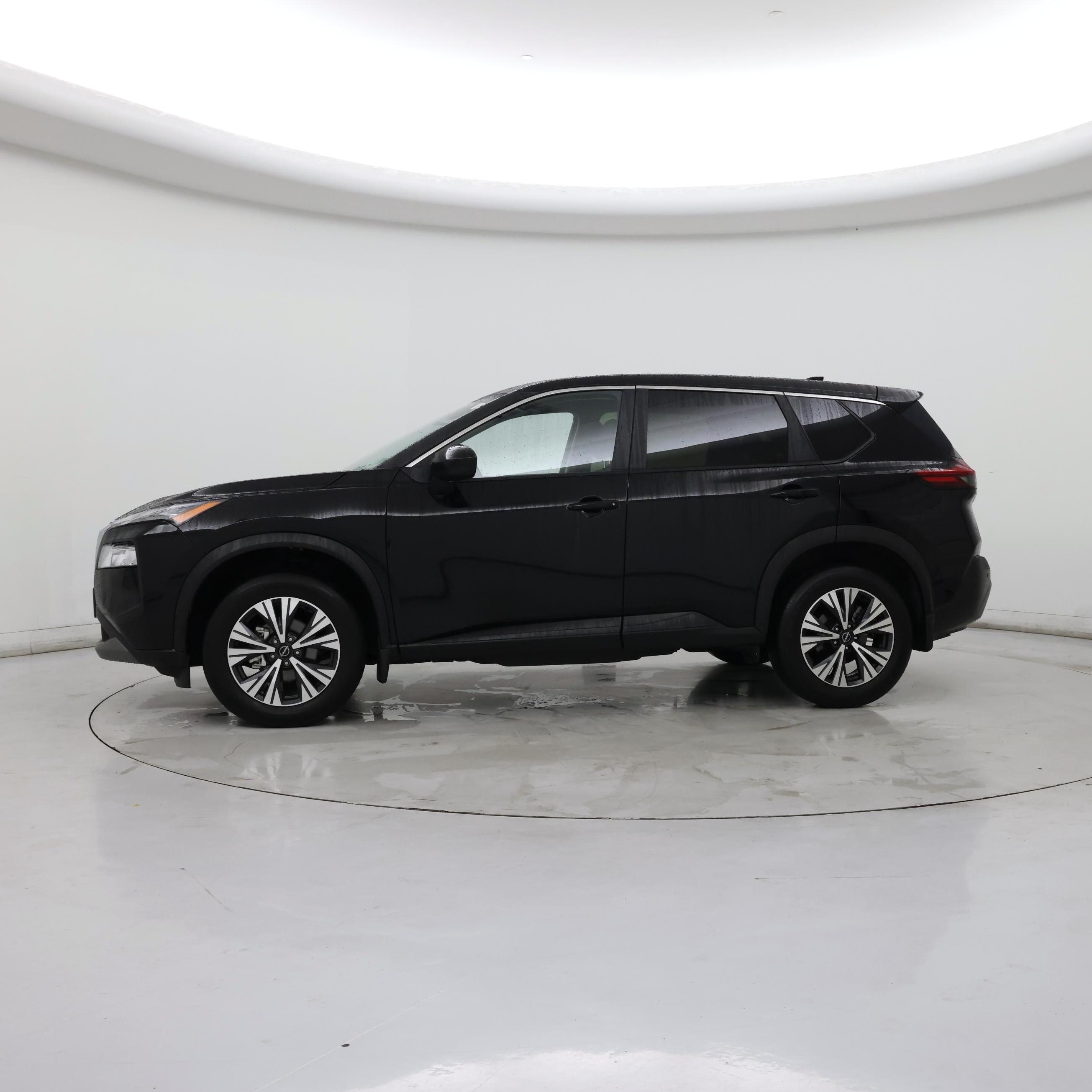 Thumbnail: 2023 Nissan Rogue - 3