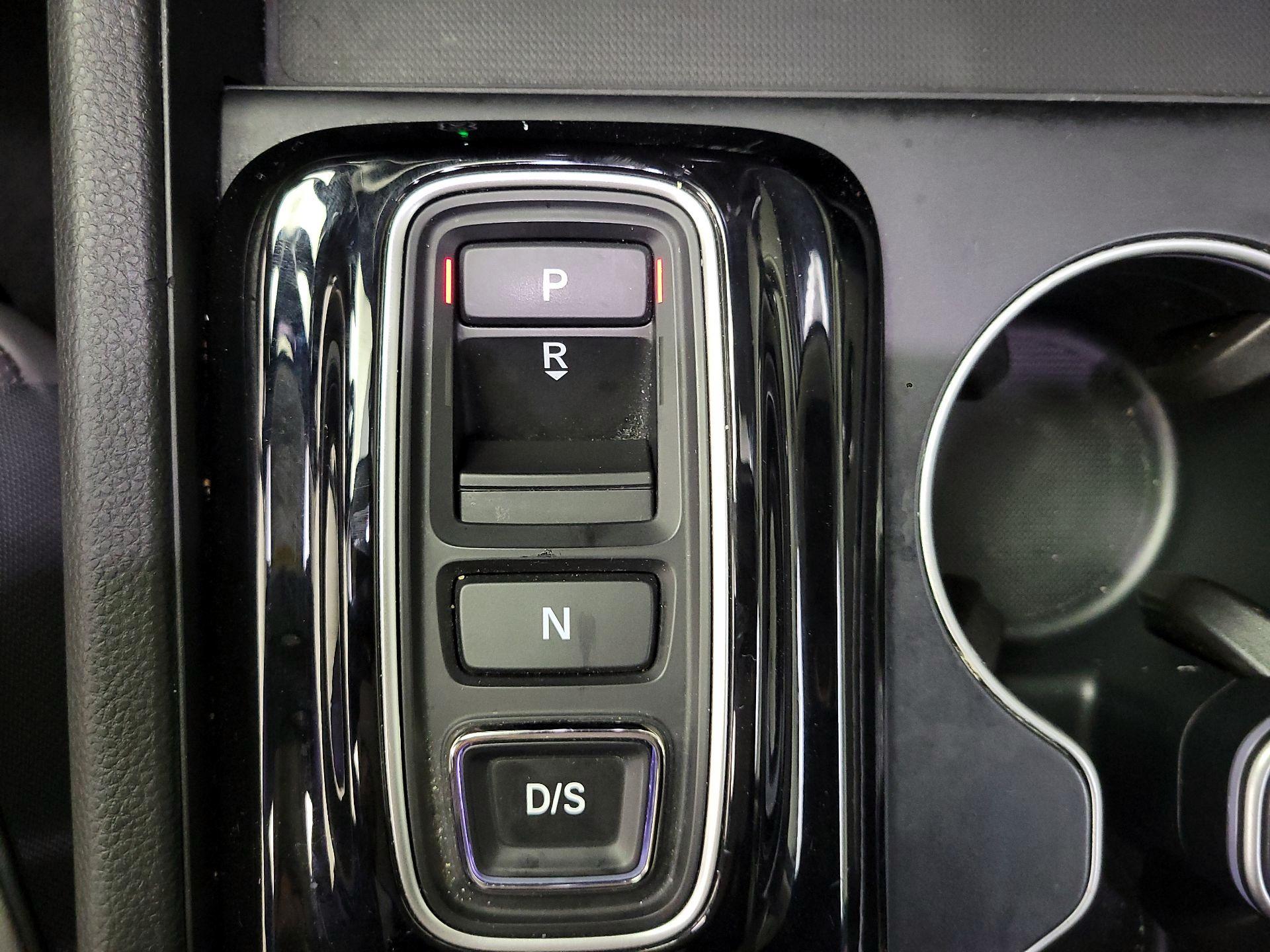 Thumbnail: 2023 Honda Pilot - 17