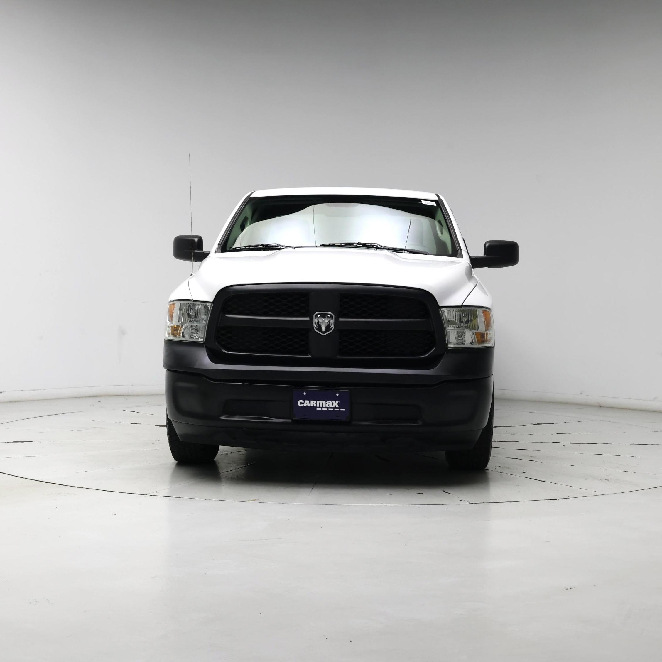 Thumbnail: 2019 RAM 1500 Classic - 5