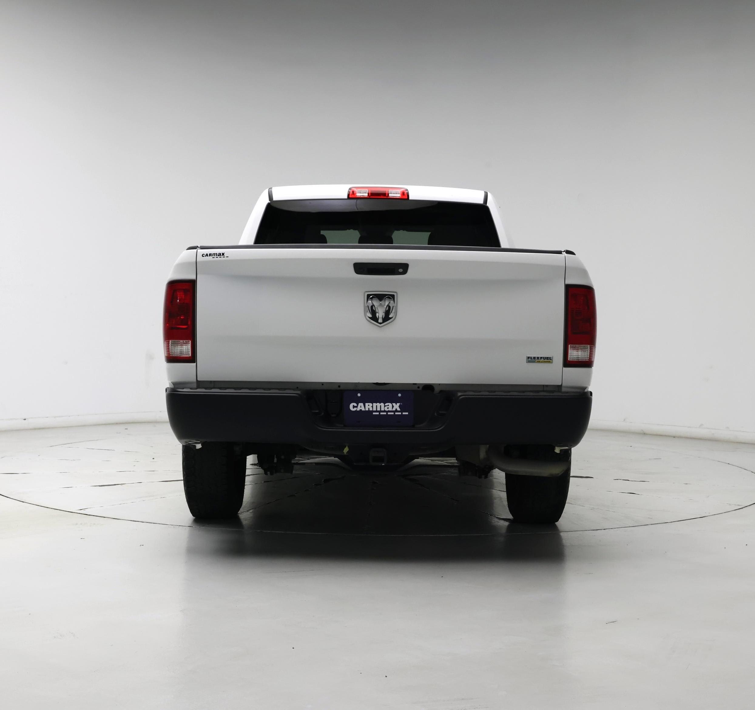 Thumbnail: 2019 RAM 1500 Classic - 6