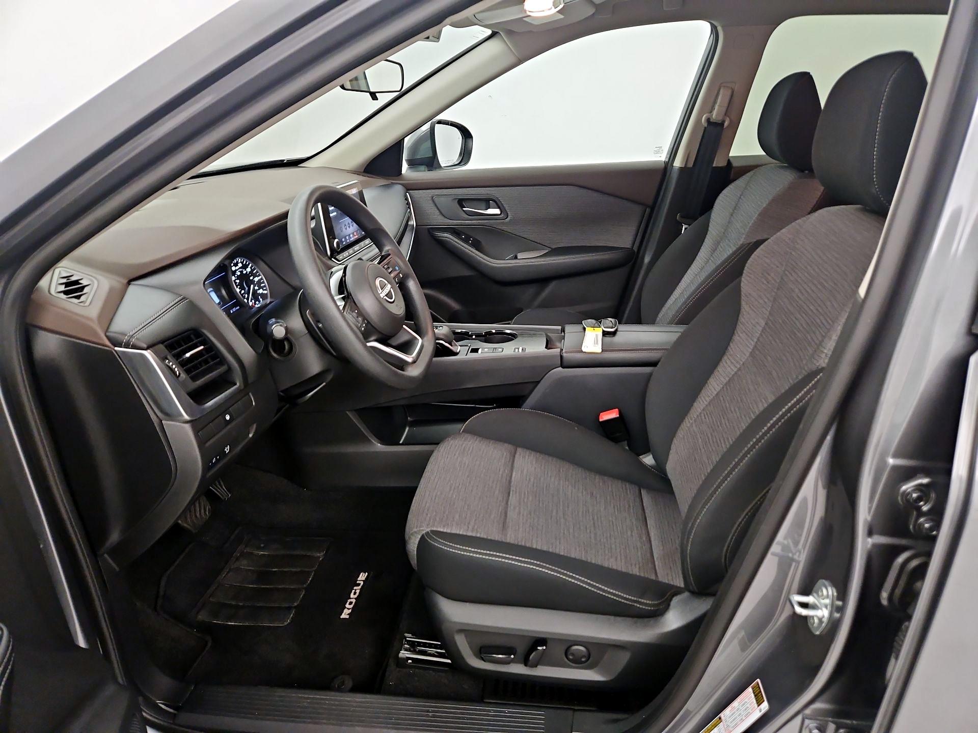 Thumbnail: 2023 Nissan Rogue - 11