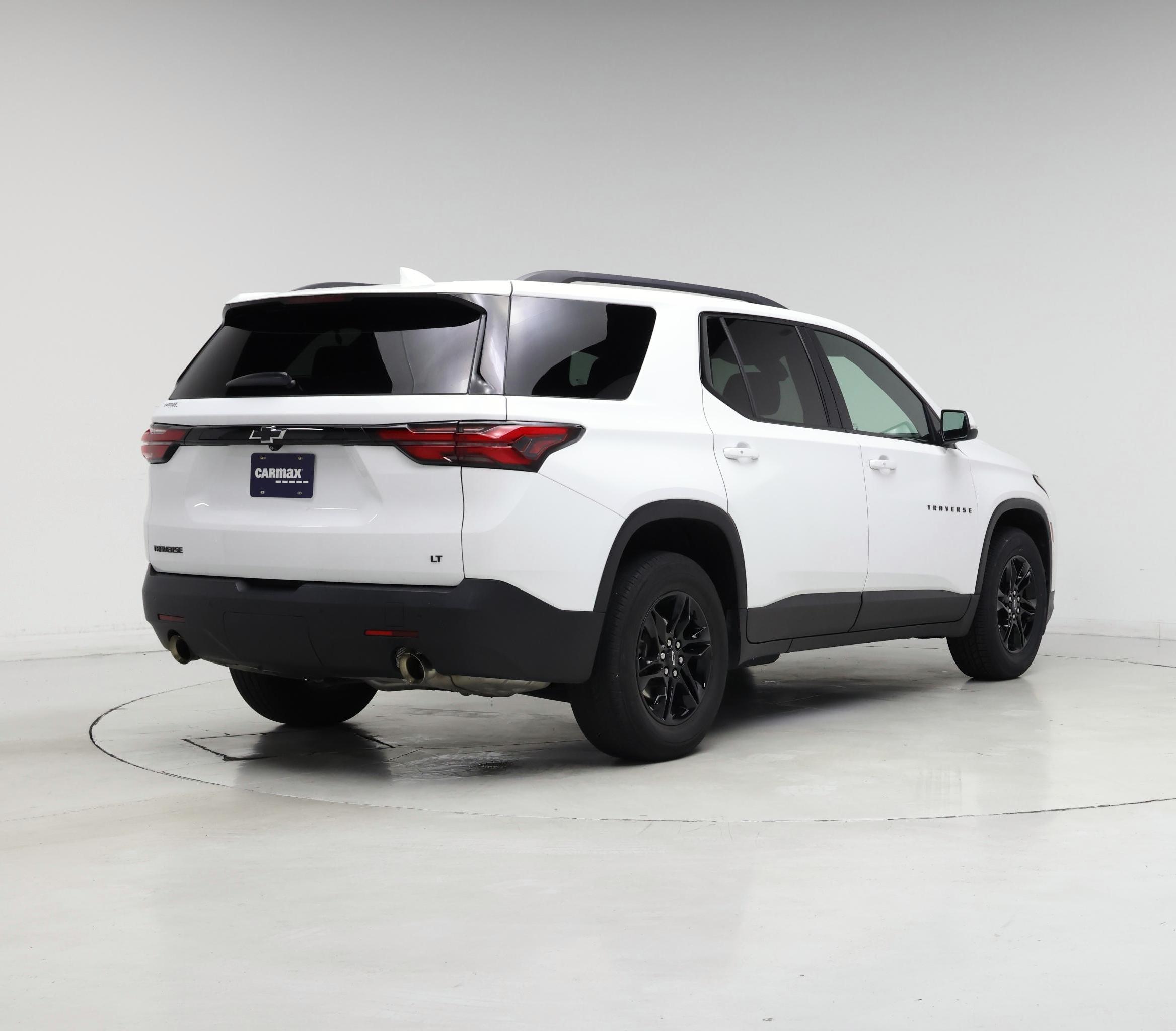 Thumbnail: 2022 Chevrolet Traverse - 8