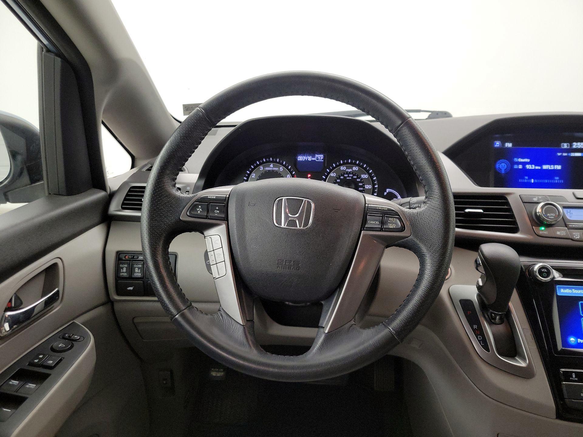 Thumbnail: 2014 Honda Odyssey - 10