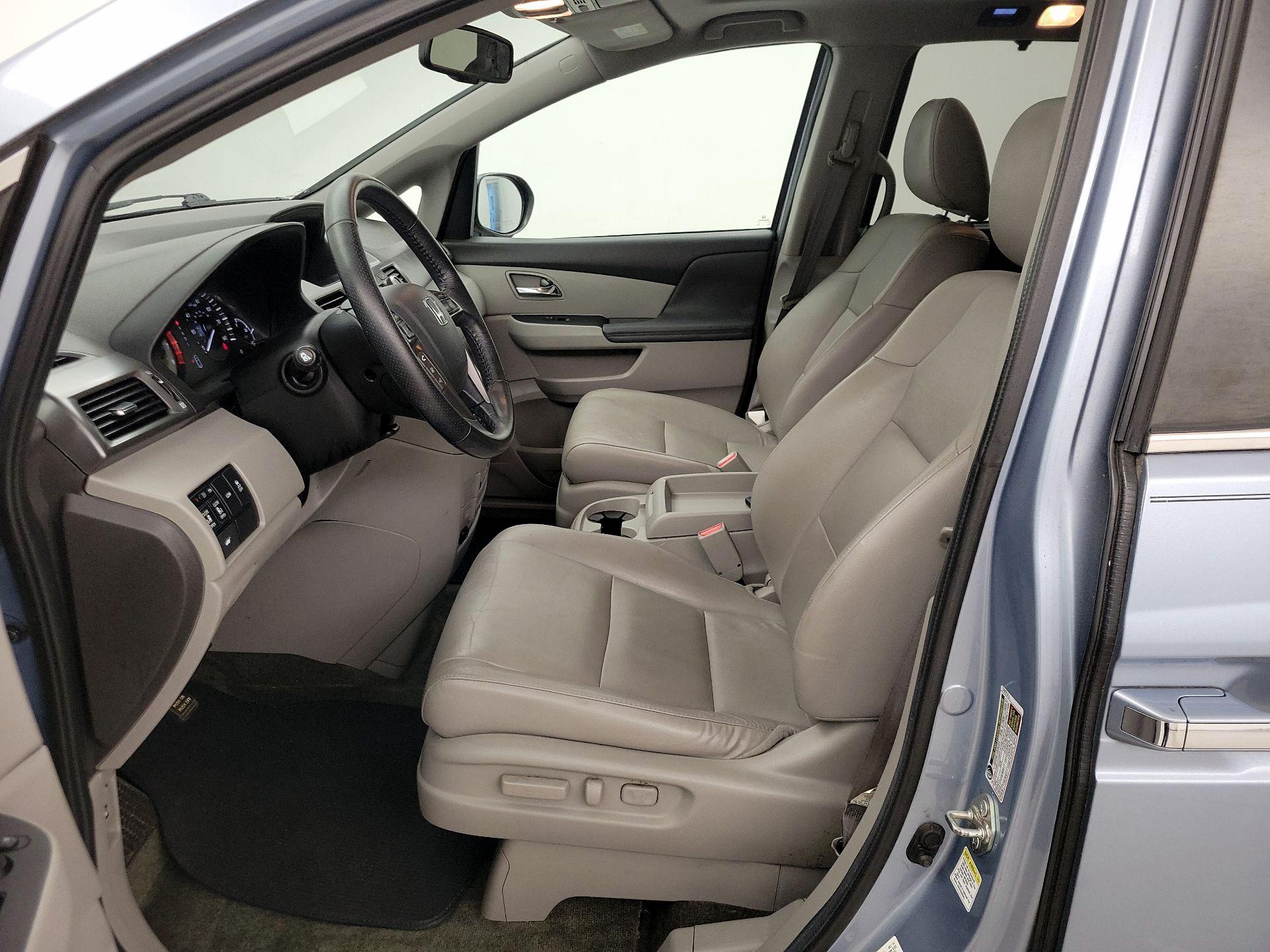 Thumbnail: 2014 Honda Odyssey - 11
