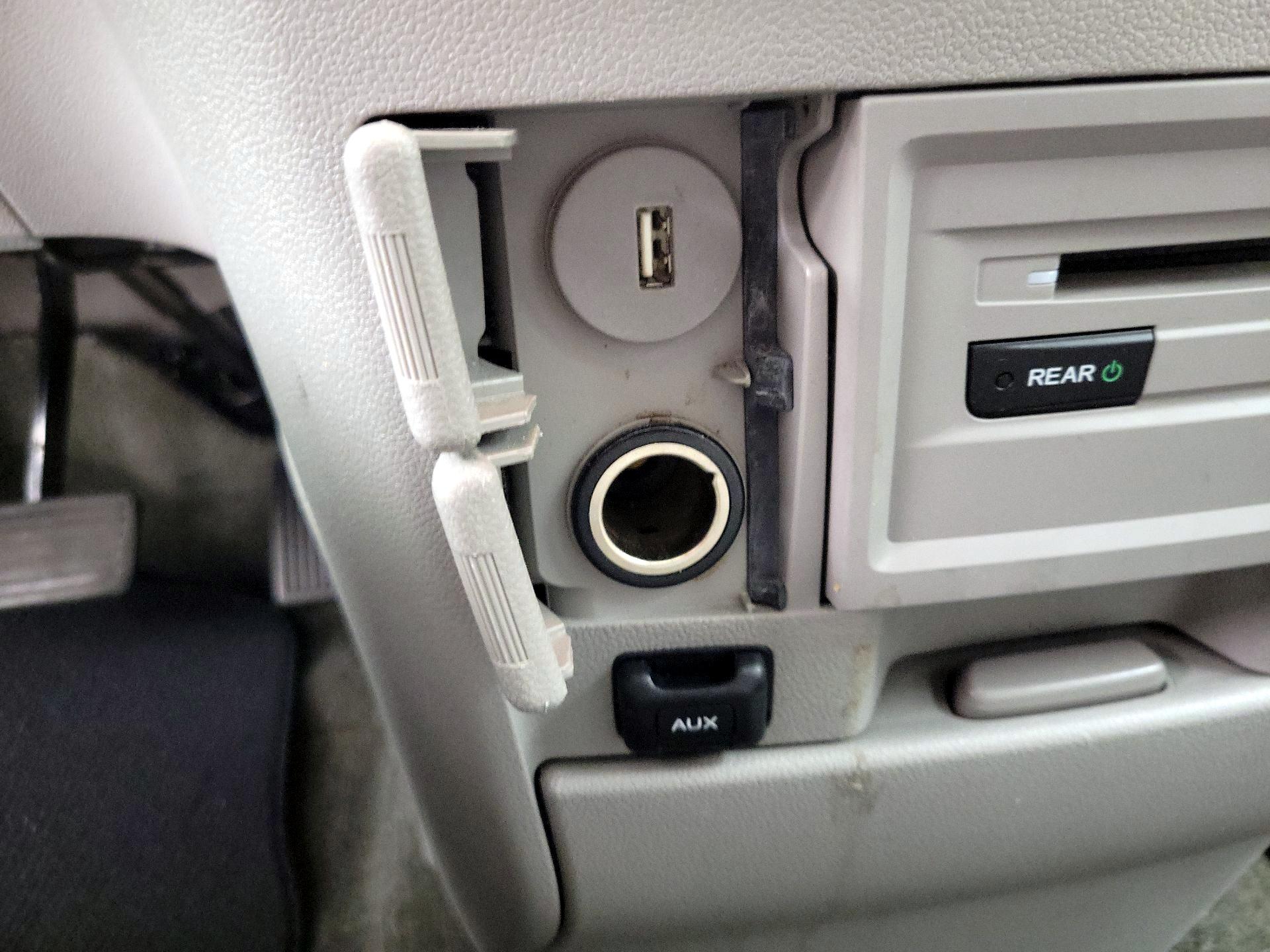 Thumbnail: 2014 Honda Odyssey - 18