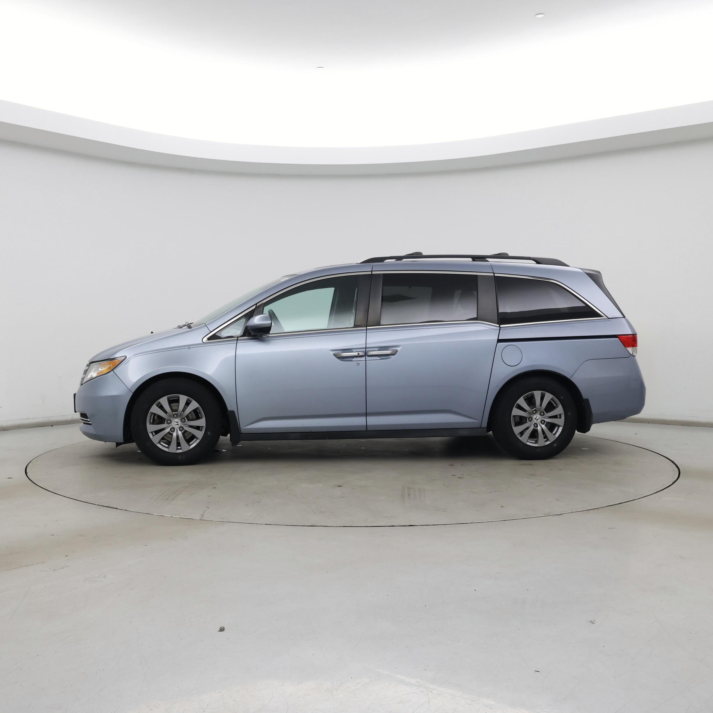 Thumbnail: 2014 Honda Odyssey - 3
