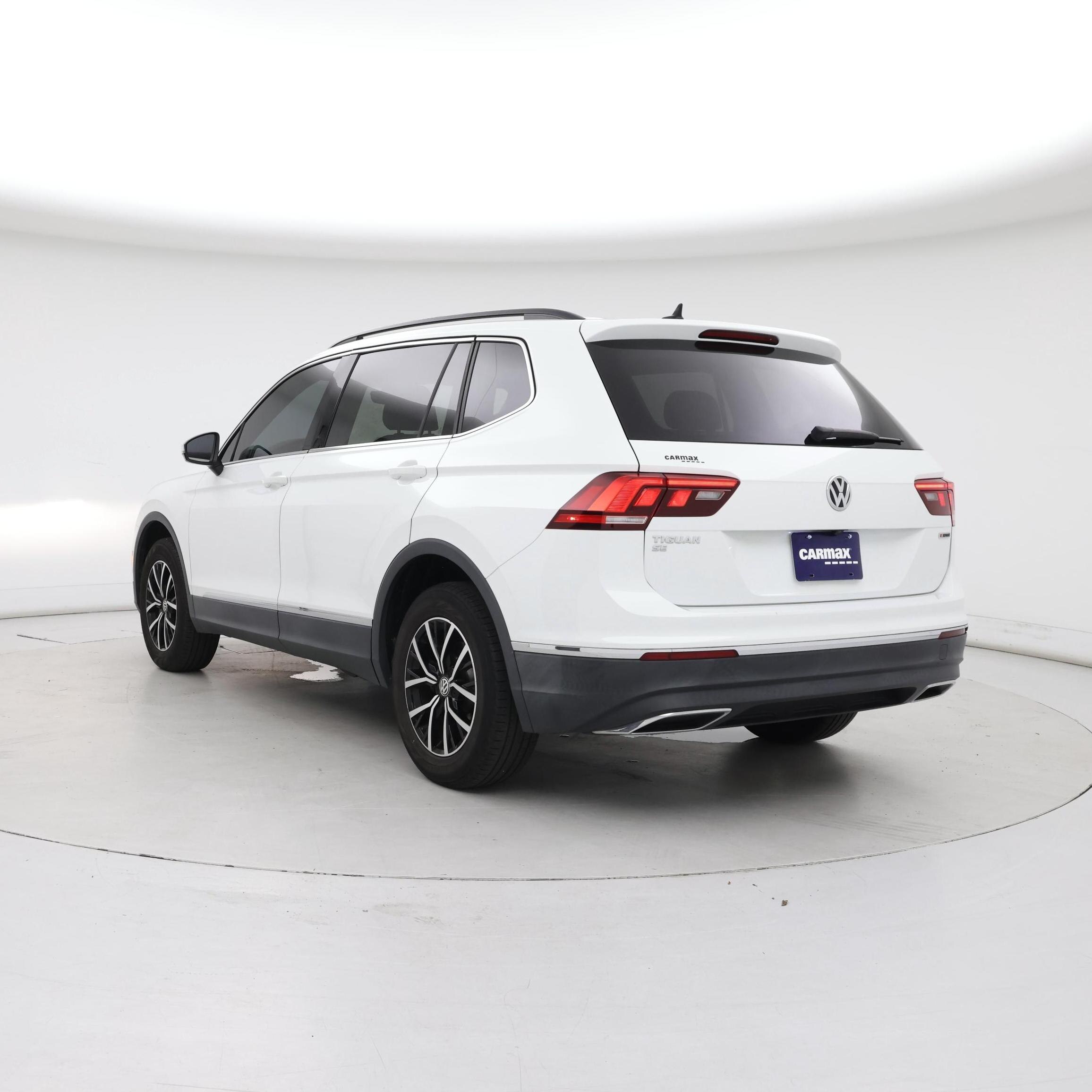 Thumbnail: 2021 Volkswagen Tiguan - 2