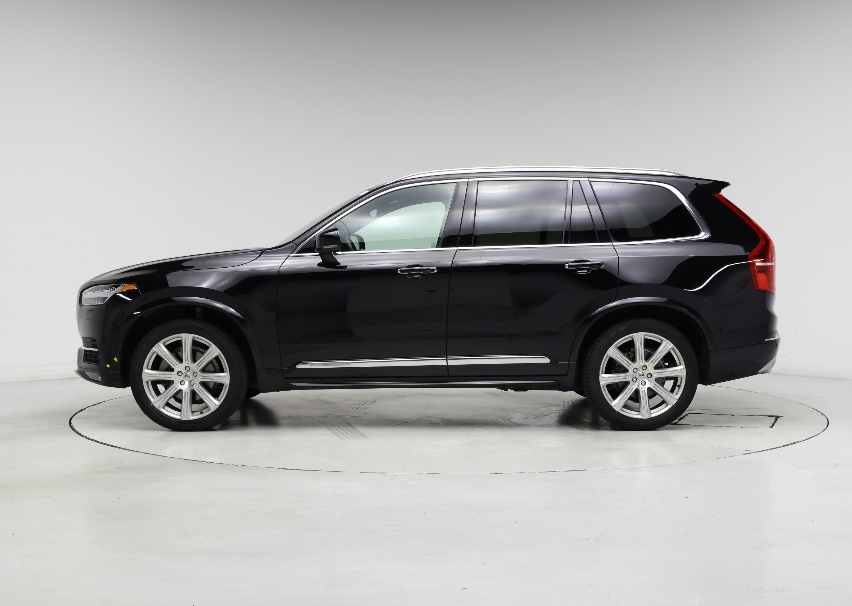 Thumbnail: 2018 Volvo XC90 - 3