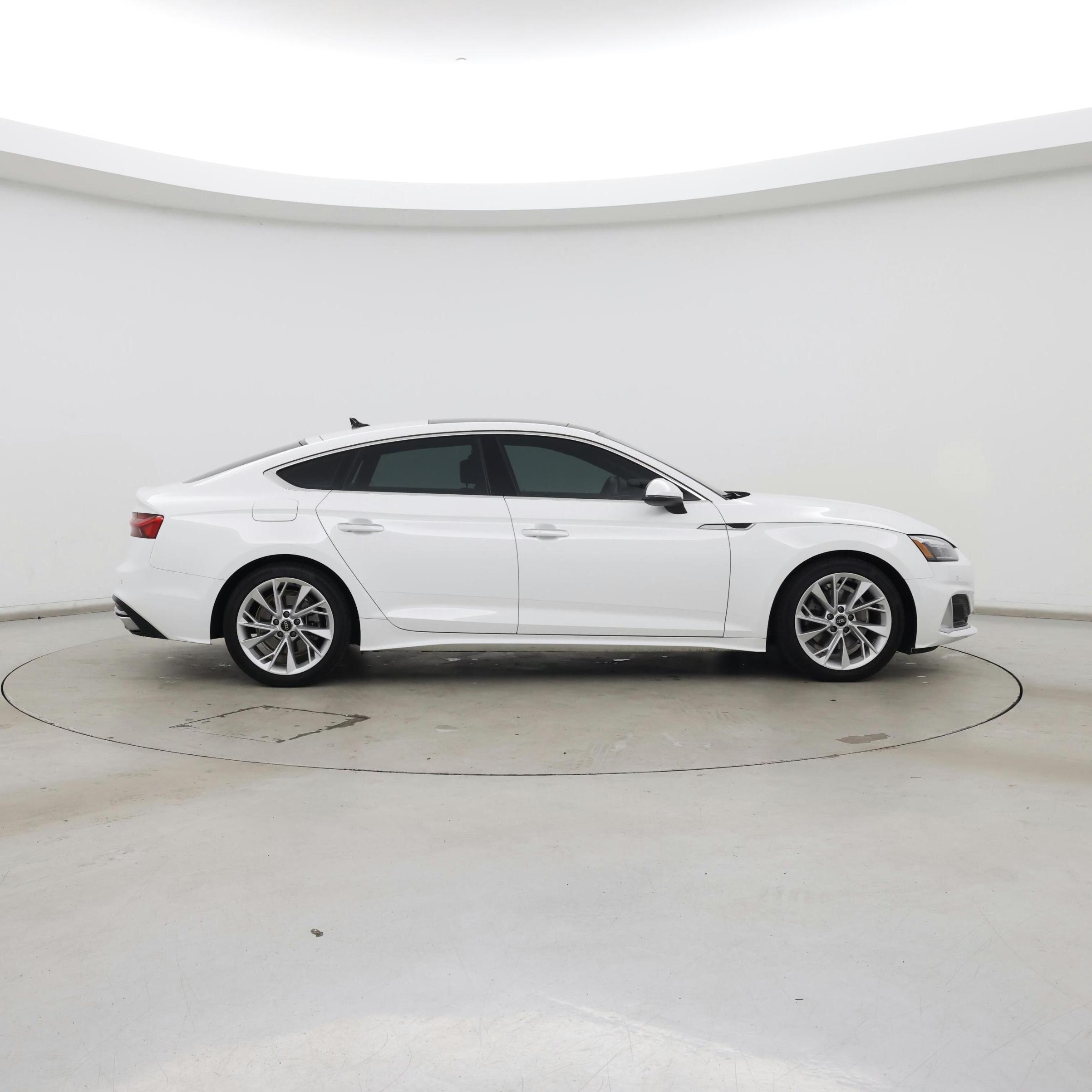 Thumbnail: 2022 Audi A5 - 7