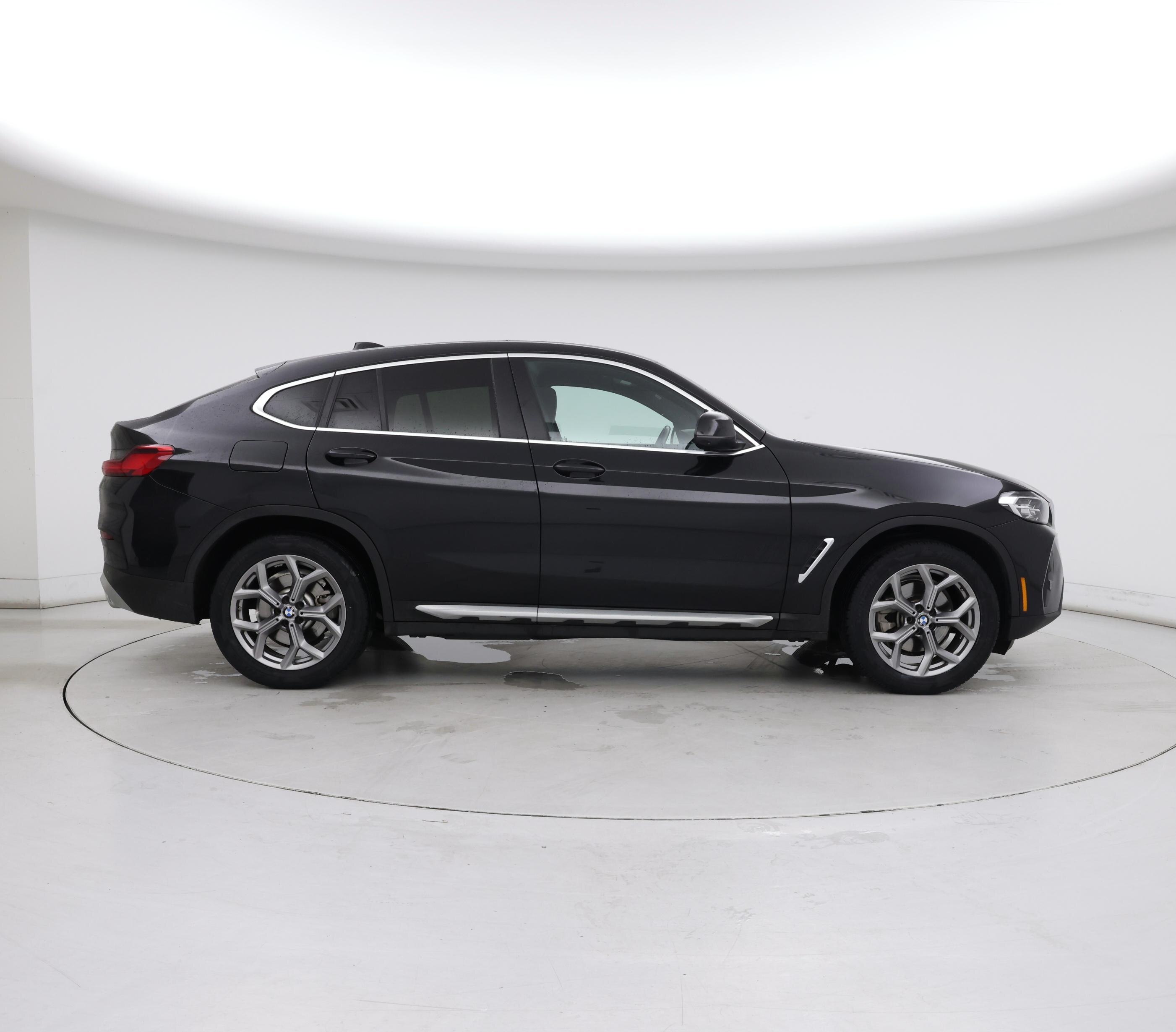 Thumbnail: 2023 BMW X4 - 7