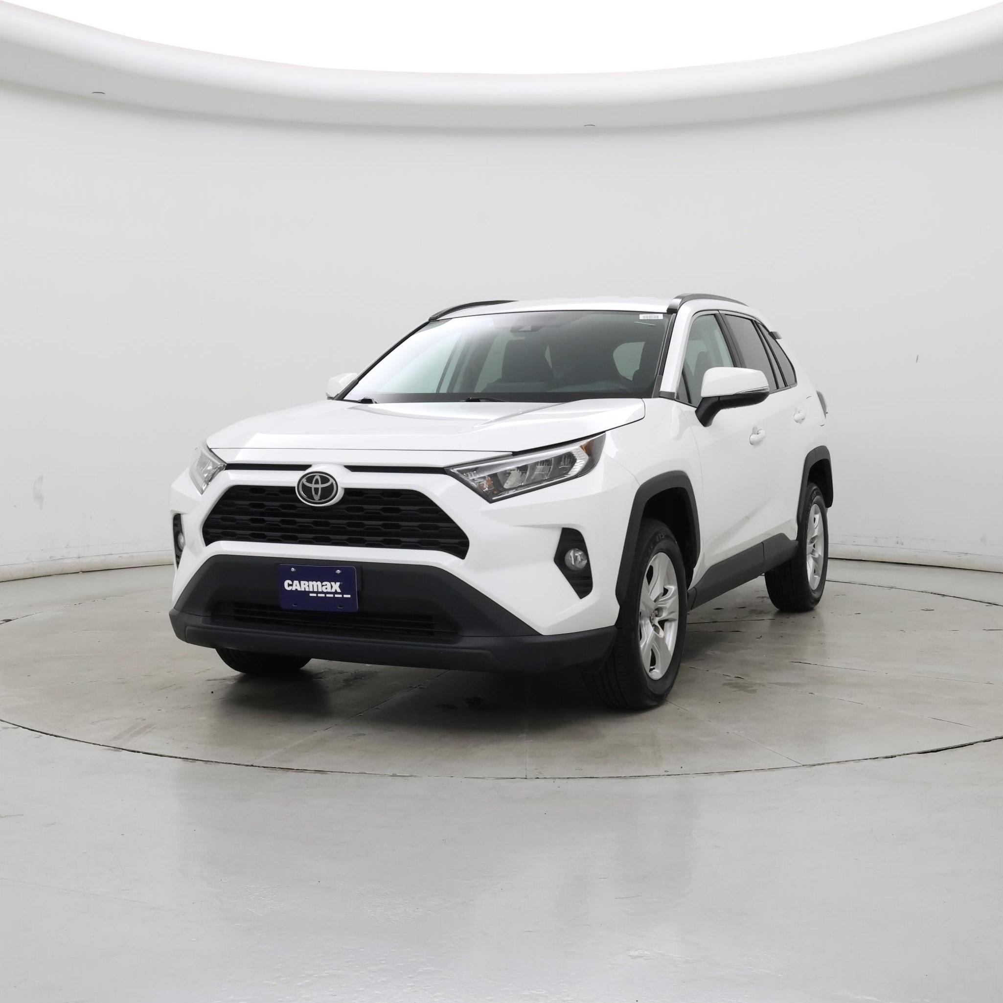 Thumbnail: 2021 Toyota RAV4 - 4