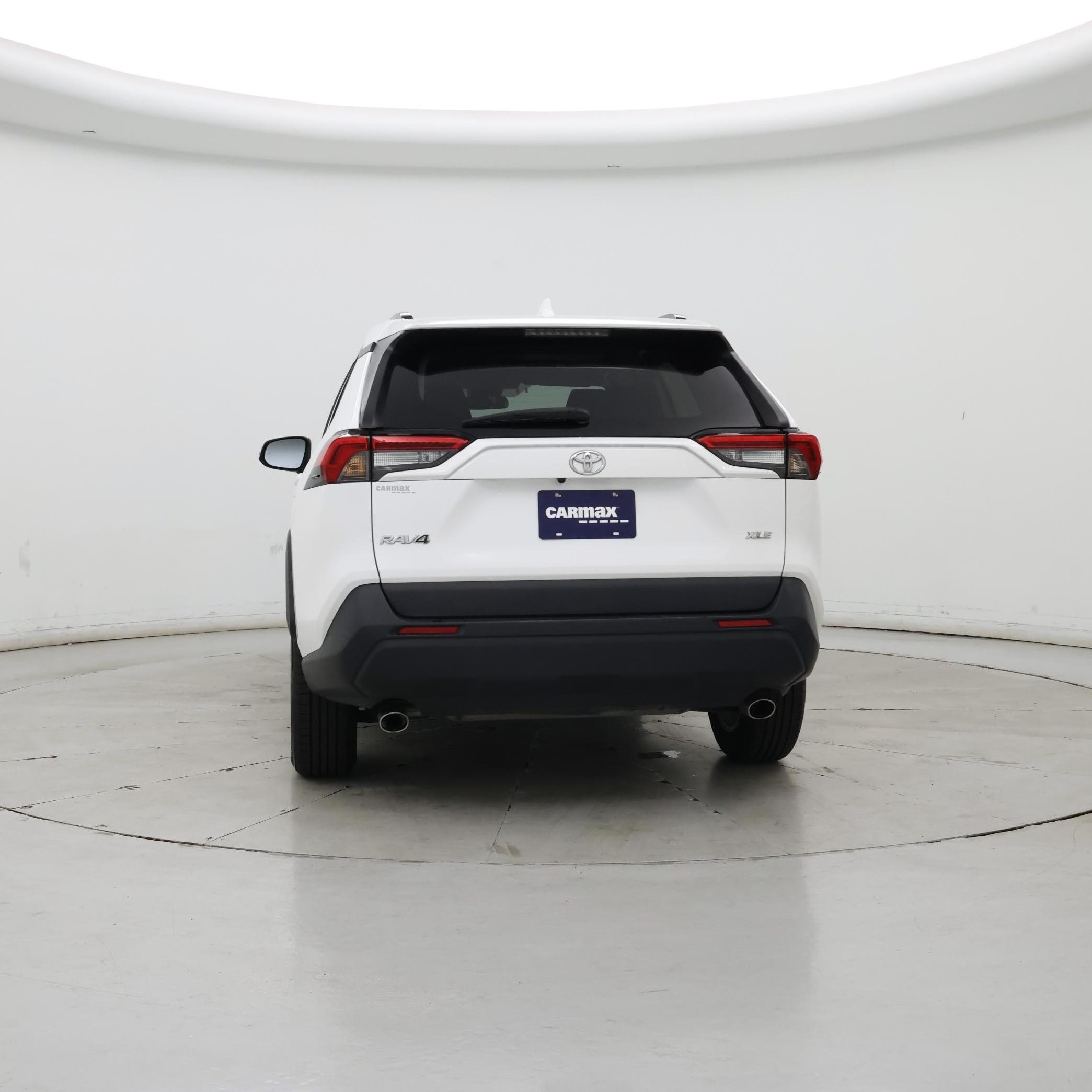 Thumbnail: 2021 Toyota RAV4 - 6