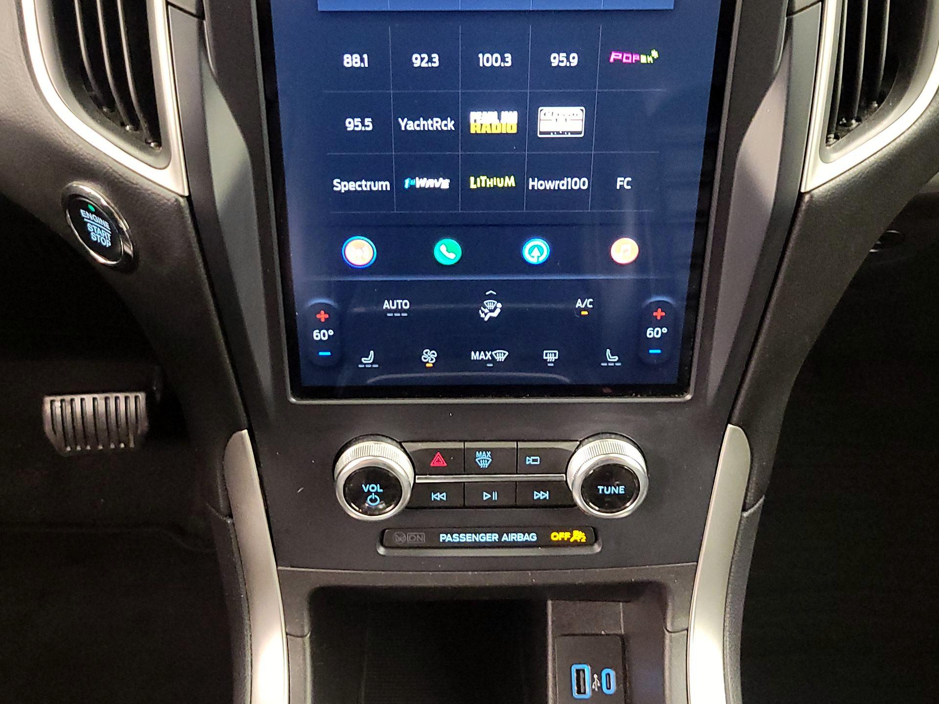 Thumbnail: 2023 Ford Edge - 17