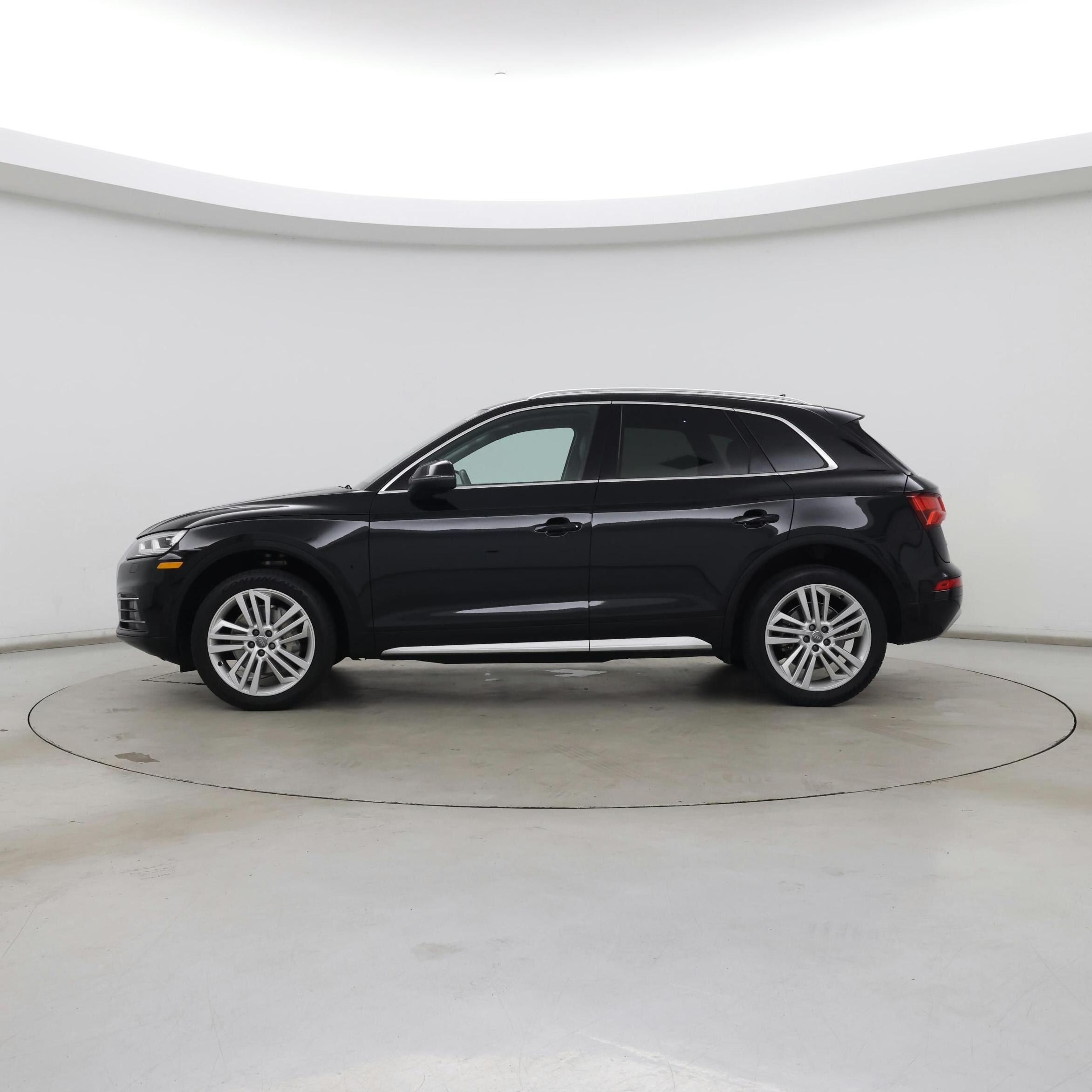 Thumbnail: 2018 Audi Q5 - 3