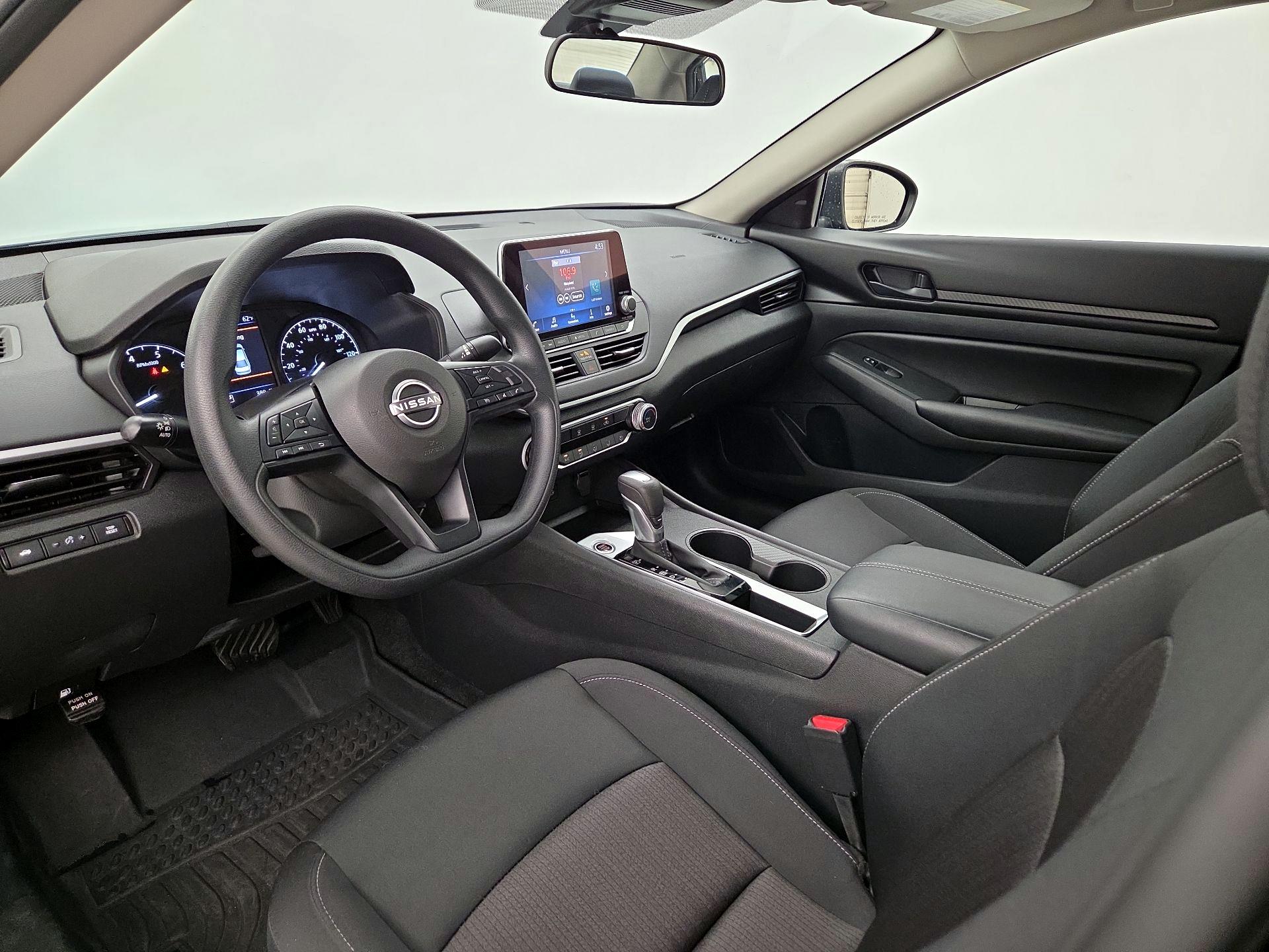 Thumbnail: 2025 Nissan Altima - 11