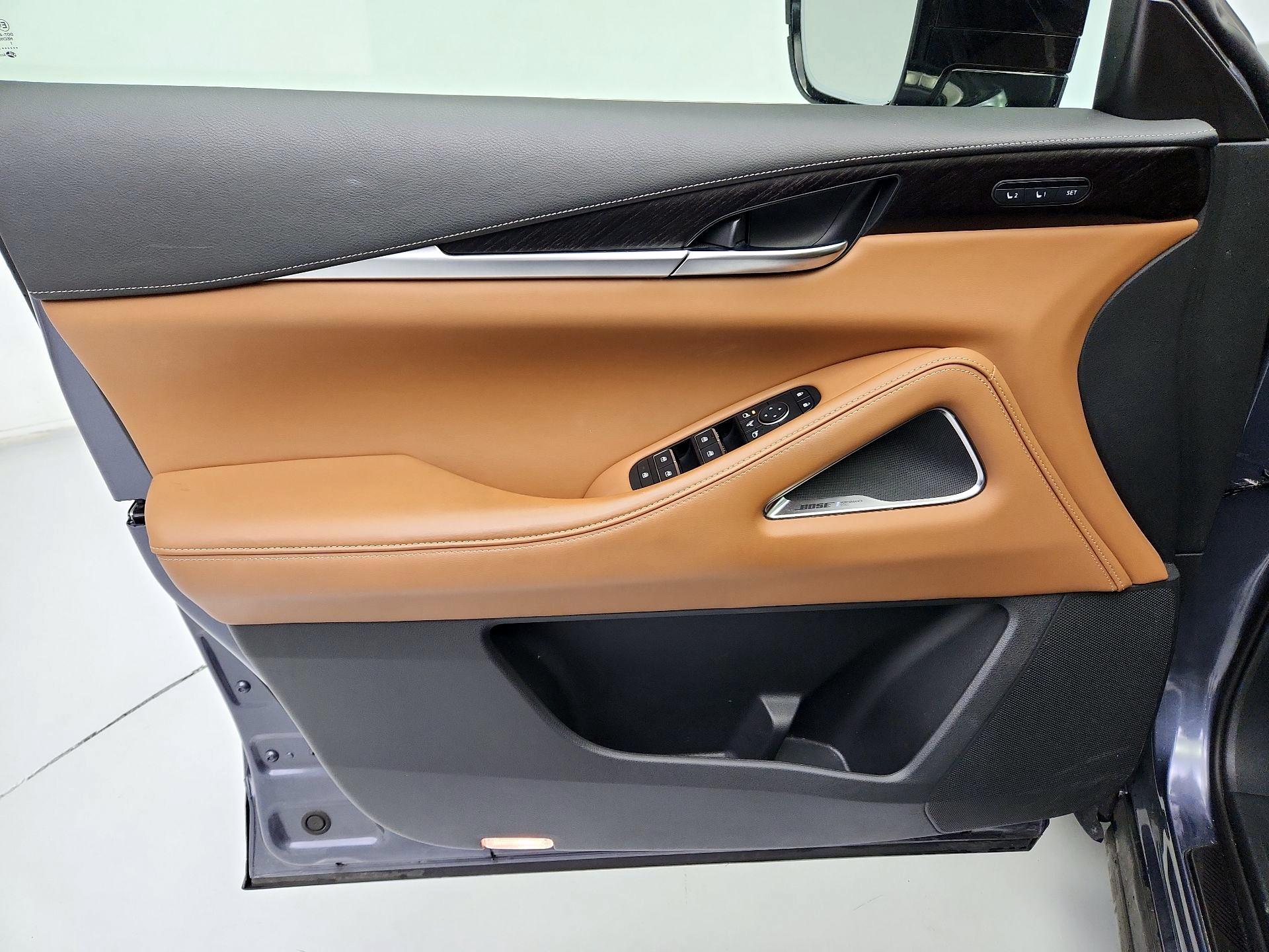 Thumbnail: 2023 INFINITI QX60 - 12