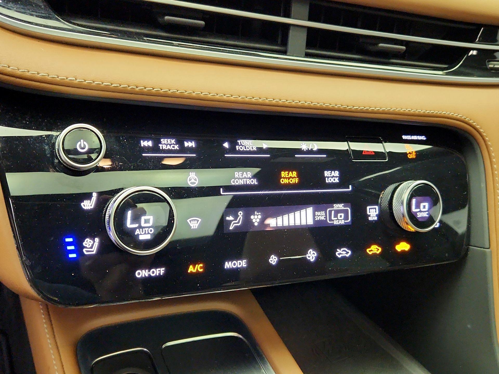 Thumbnail: 2023 INFINITI QX60 - 17